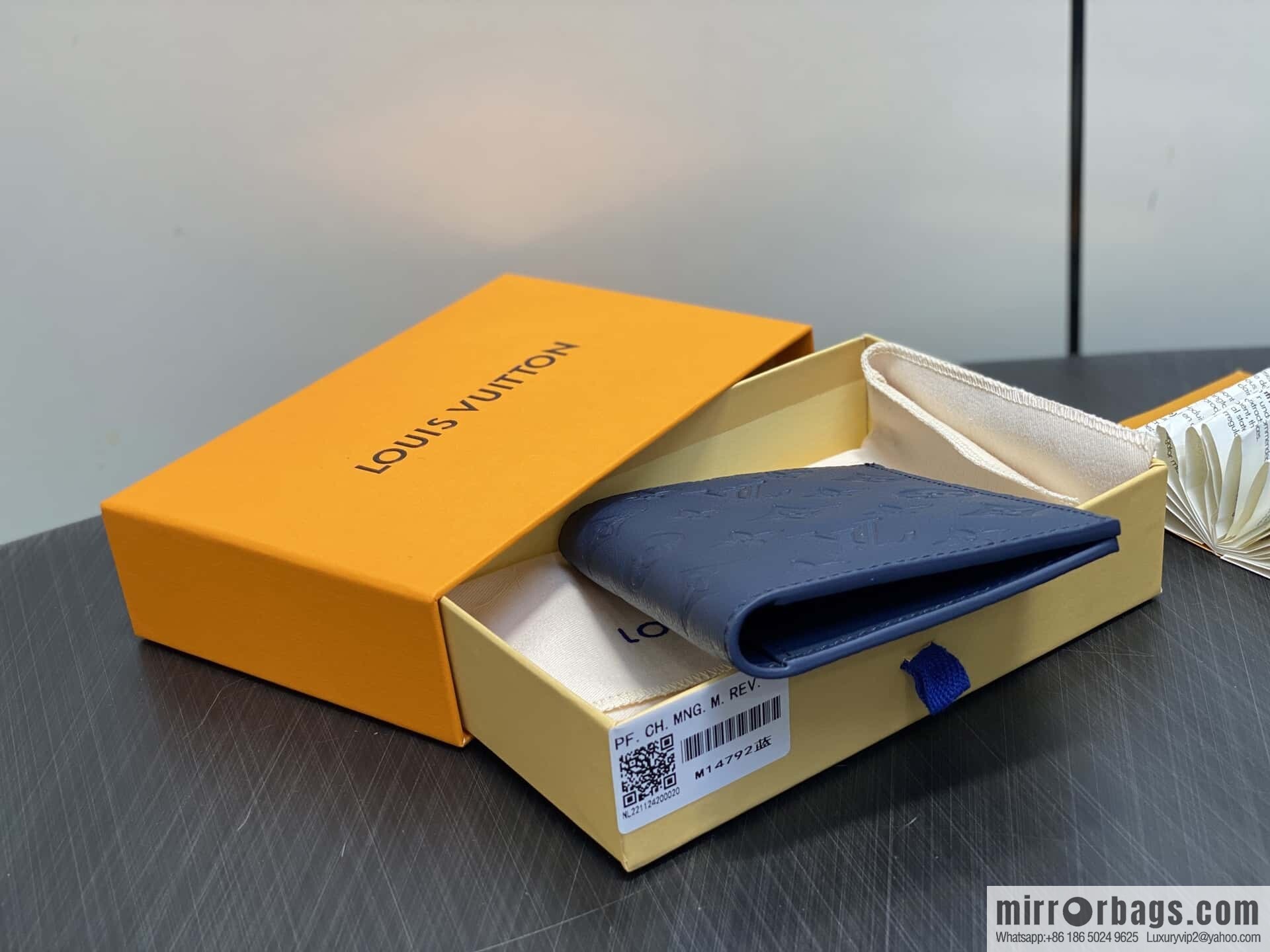 [Premium‑quality] M14792 dark blue, full leather embossed passport holder, passport holder, passport cover