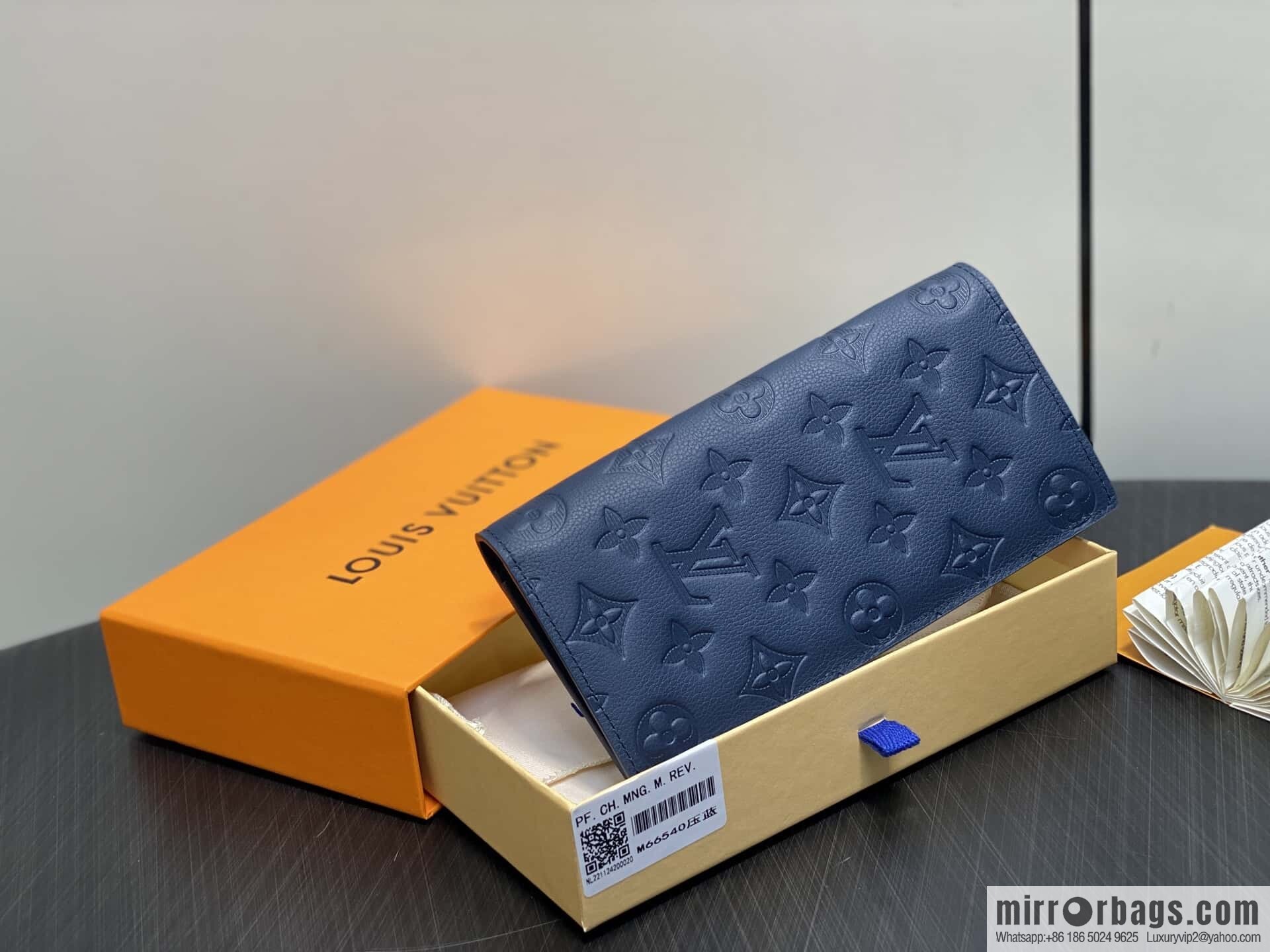 [Boutique‑grade] M66540 dark blue, full leather embossed suit wallet BRAZZA wallet