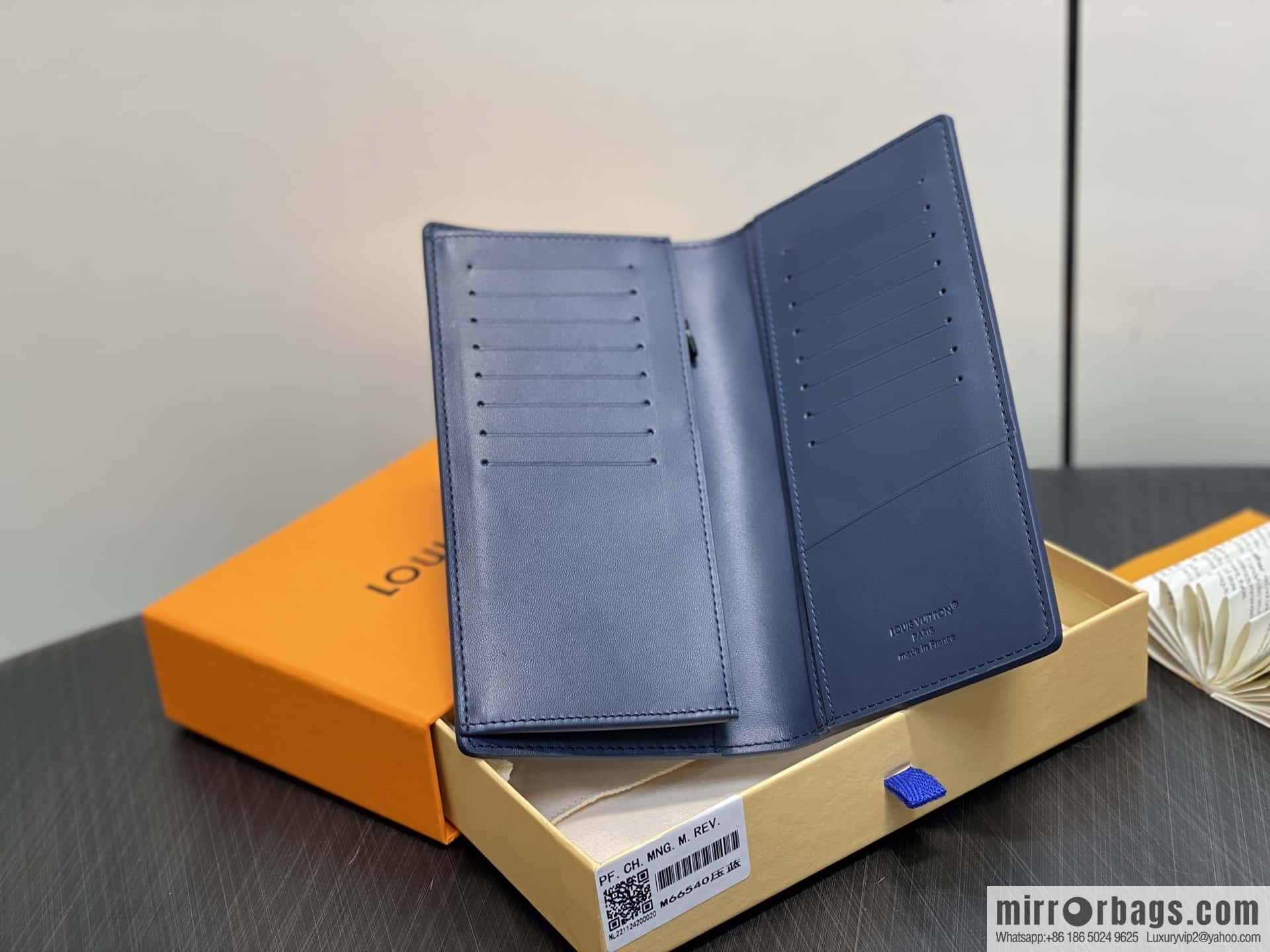 [Boutique‑grade] M66540 dark blue, full leather embossed suit wallet BRAZZA wallet