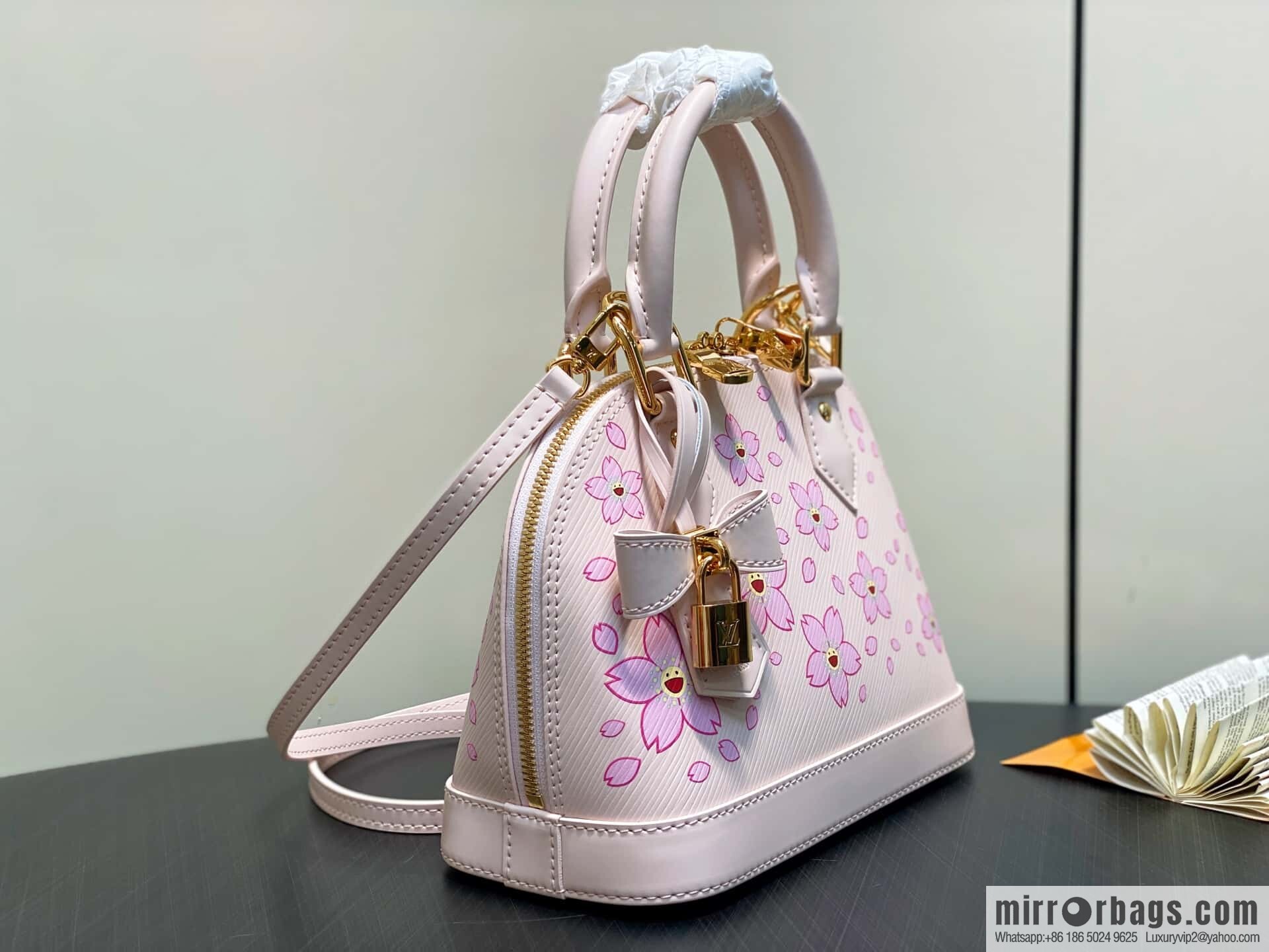 [Boutique‑grade] M13104 pink cherry blossom epi shell bag LV × TM alma BB handbag