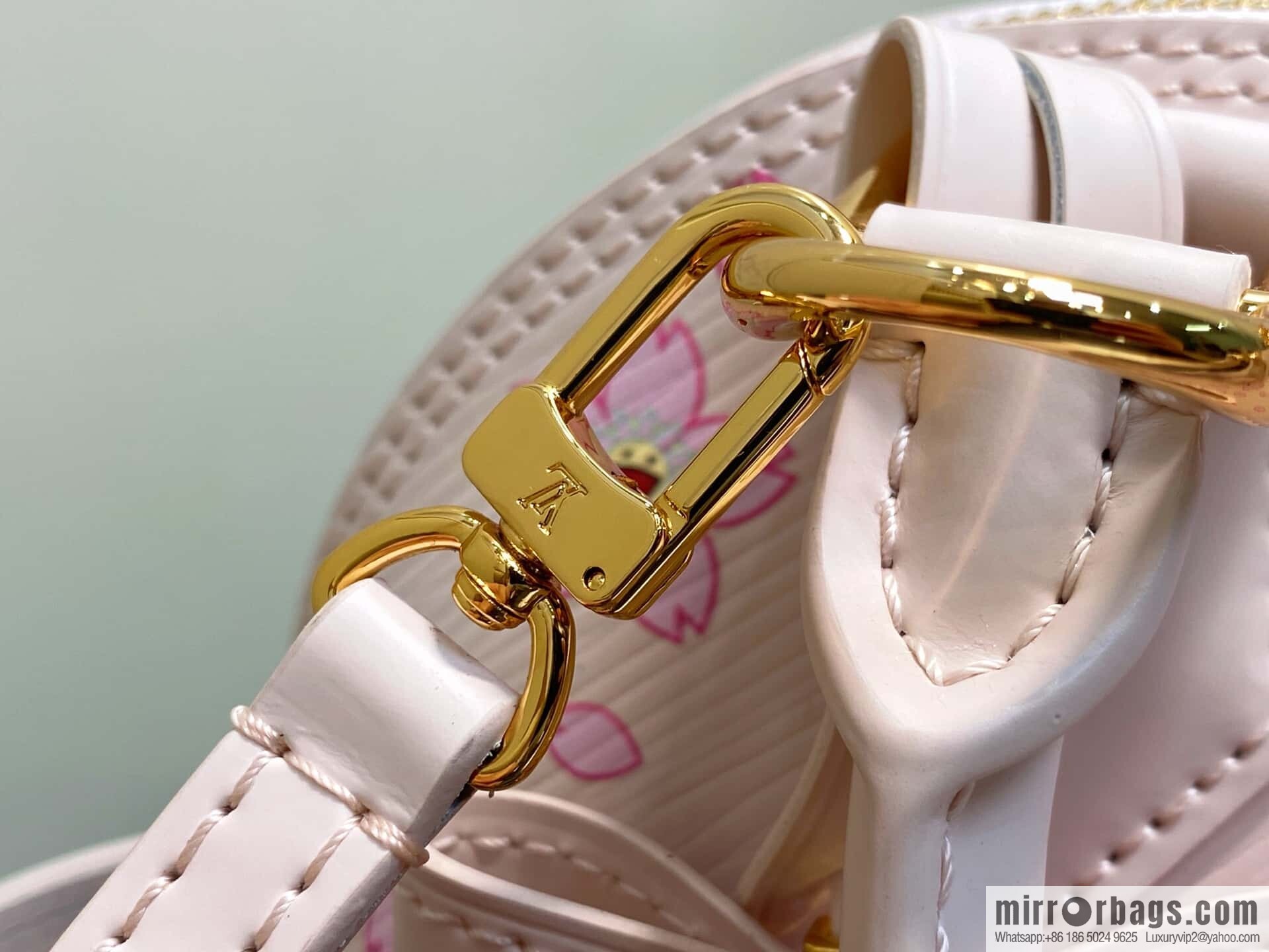 [Boutique‑grade] M13104 pink cherry blossom epi shell bag LV × TM alma BB handbag