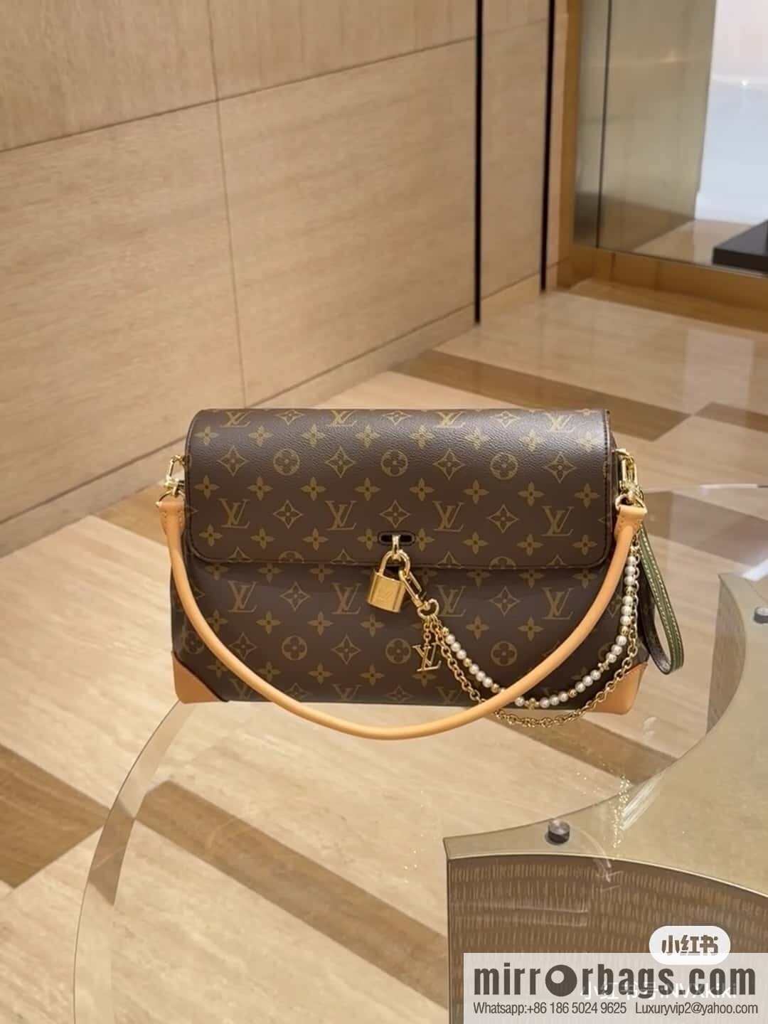 [Boutique‑grade] M14473 monogram lock bag large bag HIDE AWAY medium handbag
