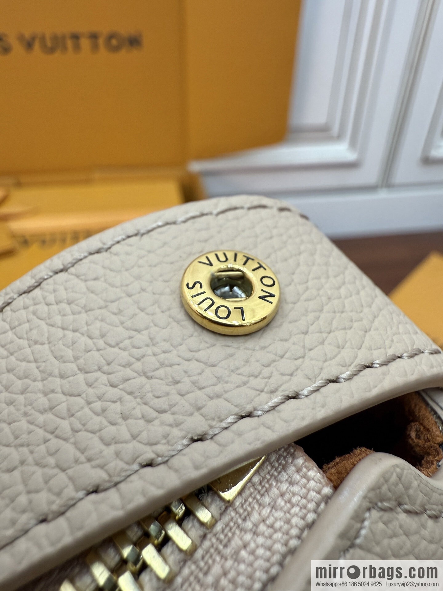 LV M14635 NEW Low Key Cookie MM