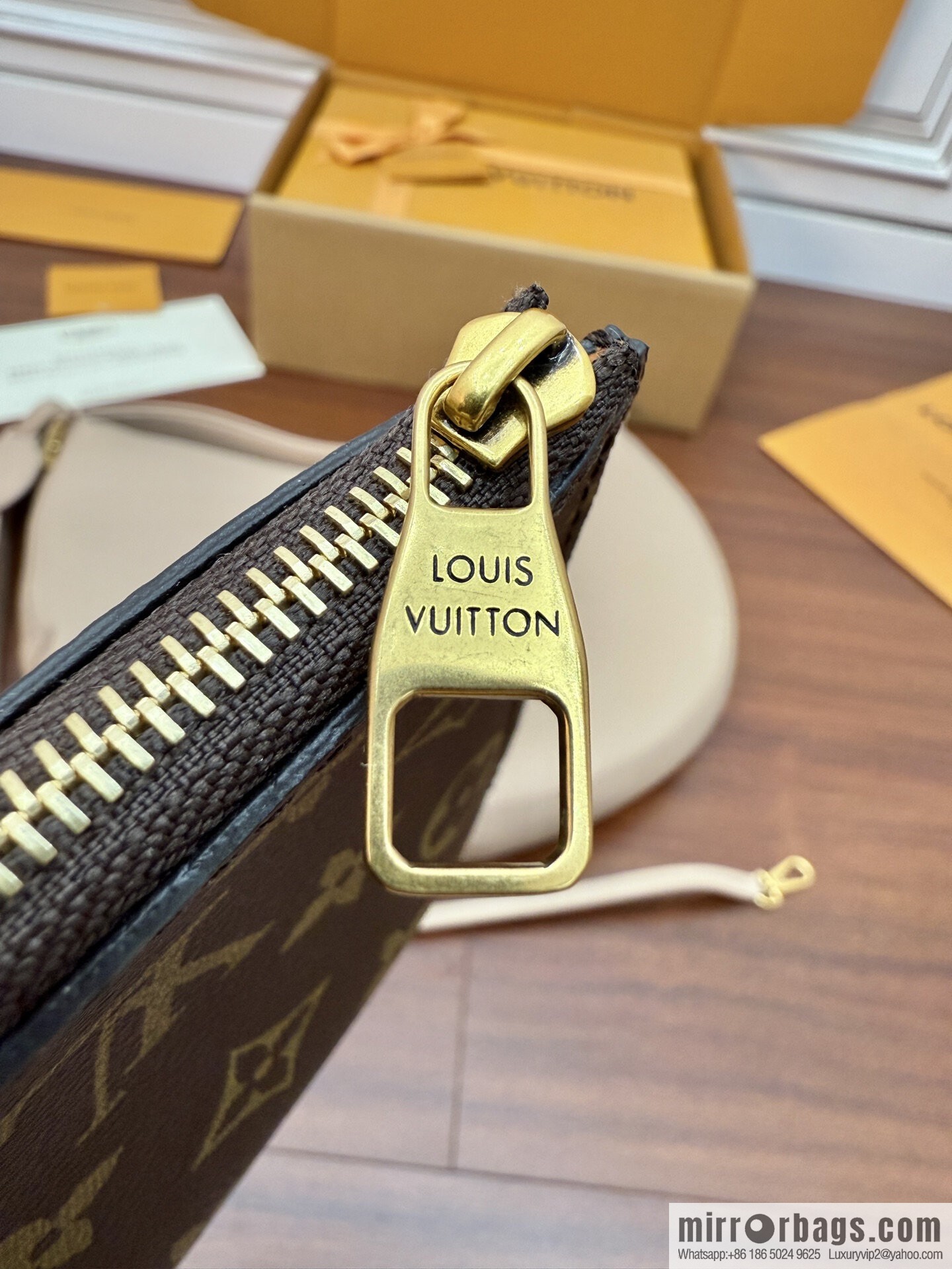 LV M14635 NEW Low Key Cookie MM