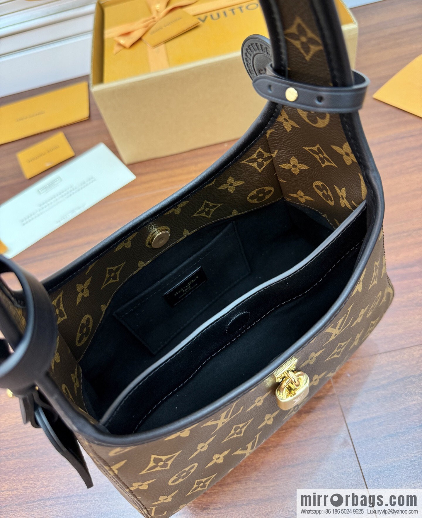 LV M12940 NEW The Drop PM