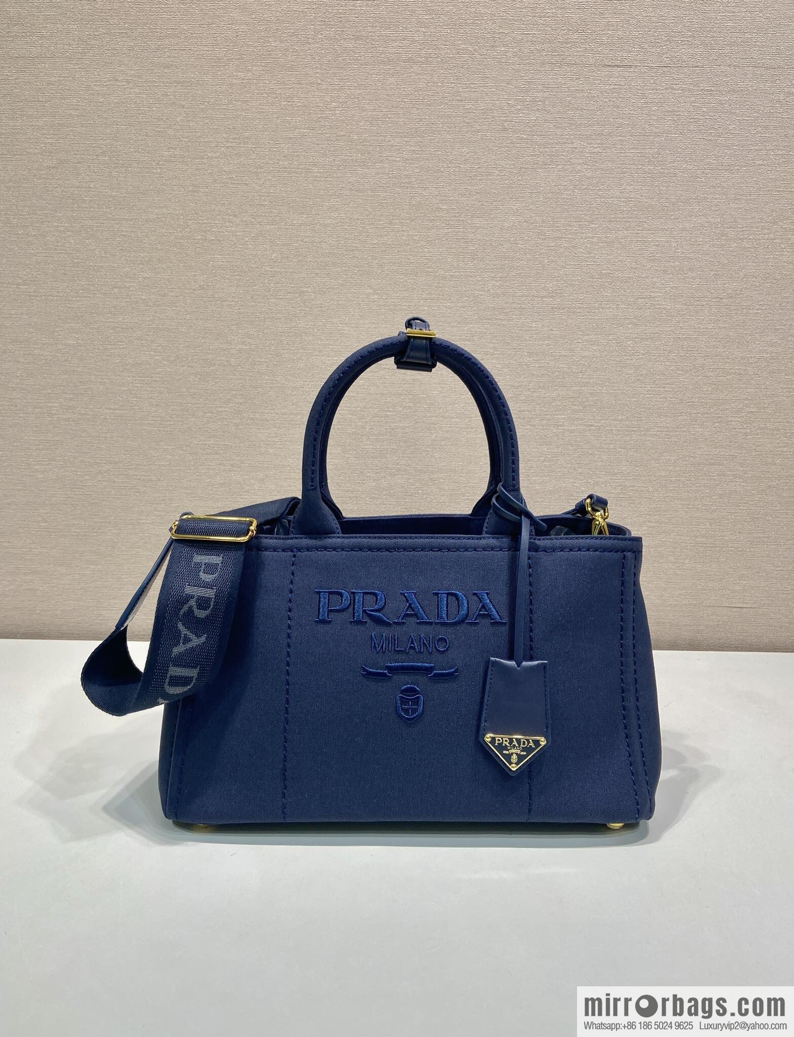 PRADA 🎉 new handbag 🎉 1BG554 M🎉🎉