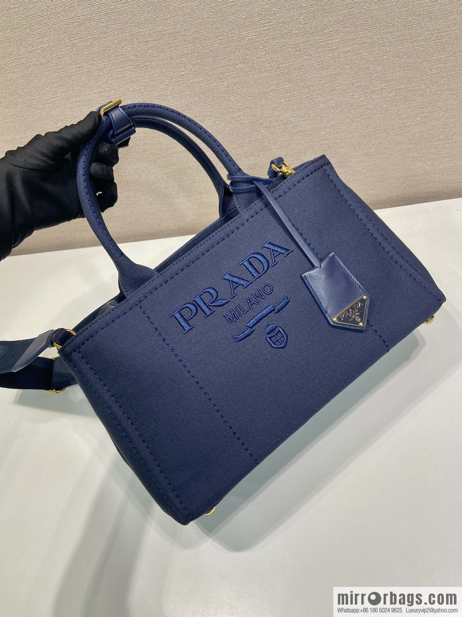 PRADA 🎉 new handbag 🎉 1BG554 M🎉🎉