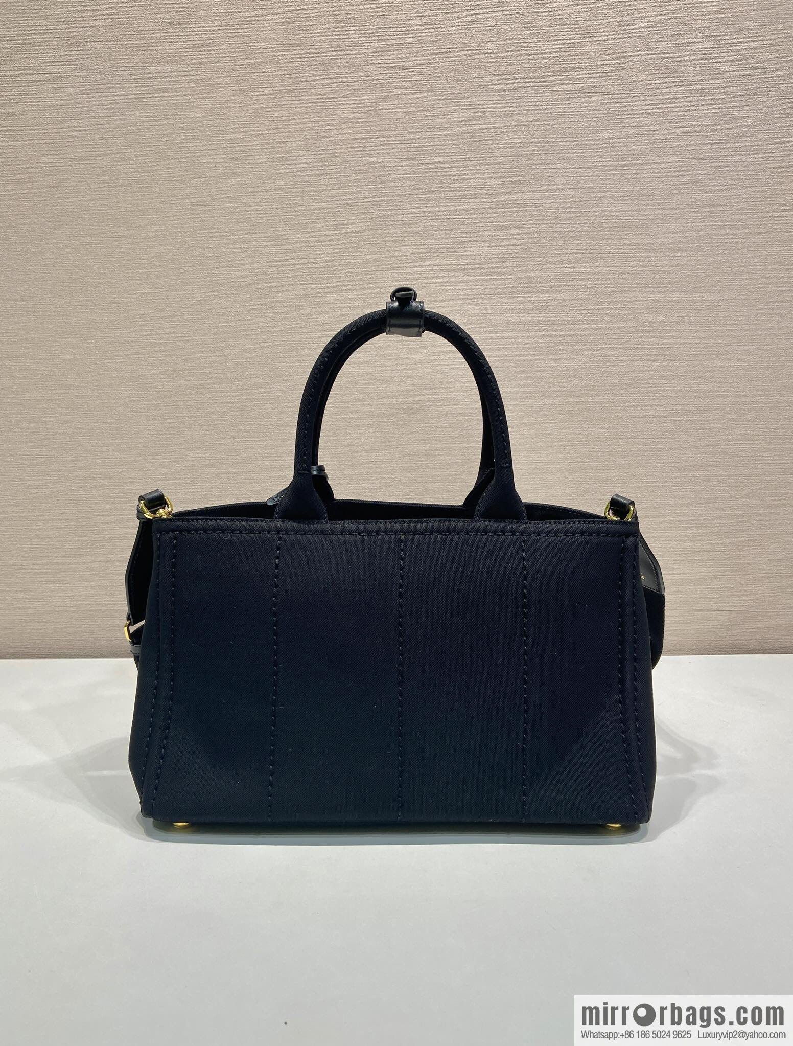 PRADA 🎉 new handbag 🎉 1BG554 medium 🎉🎉 black