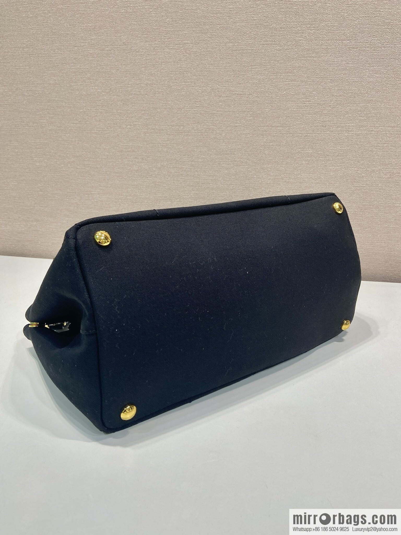 PRADA 🎉 new handbag 🎉 1BG554 medium 🎉🎉 black