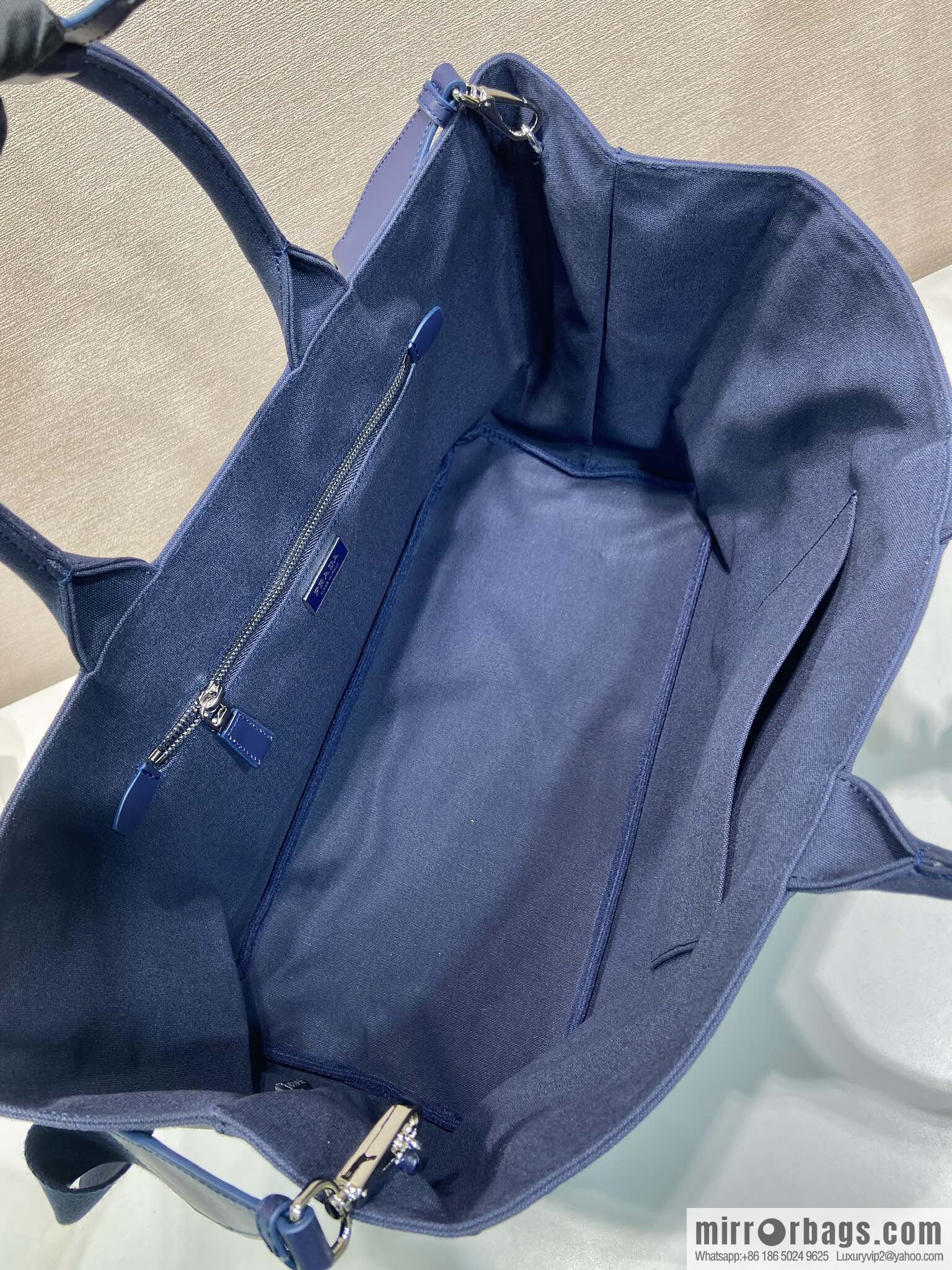 PRADA 🎉 new tote bag 🎉 2VG131 men's 🎉🎉 blue