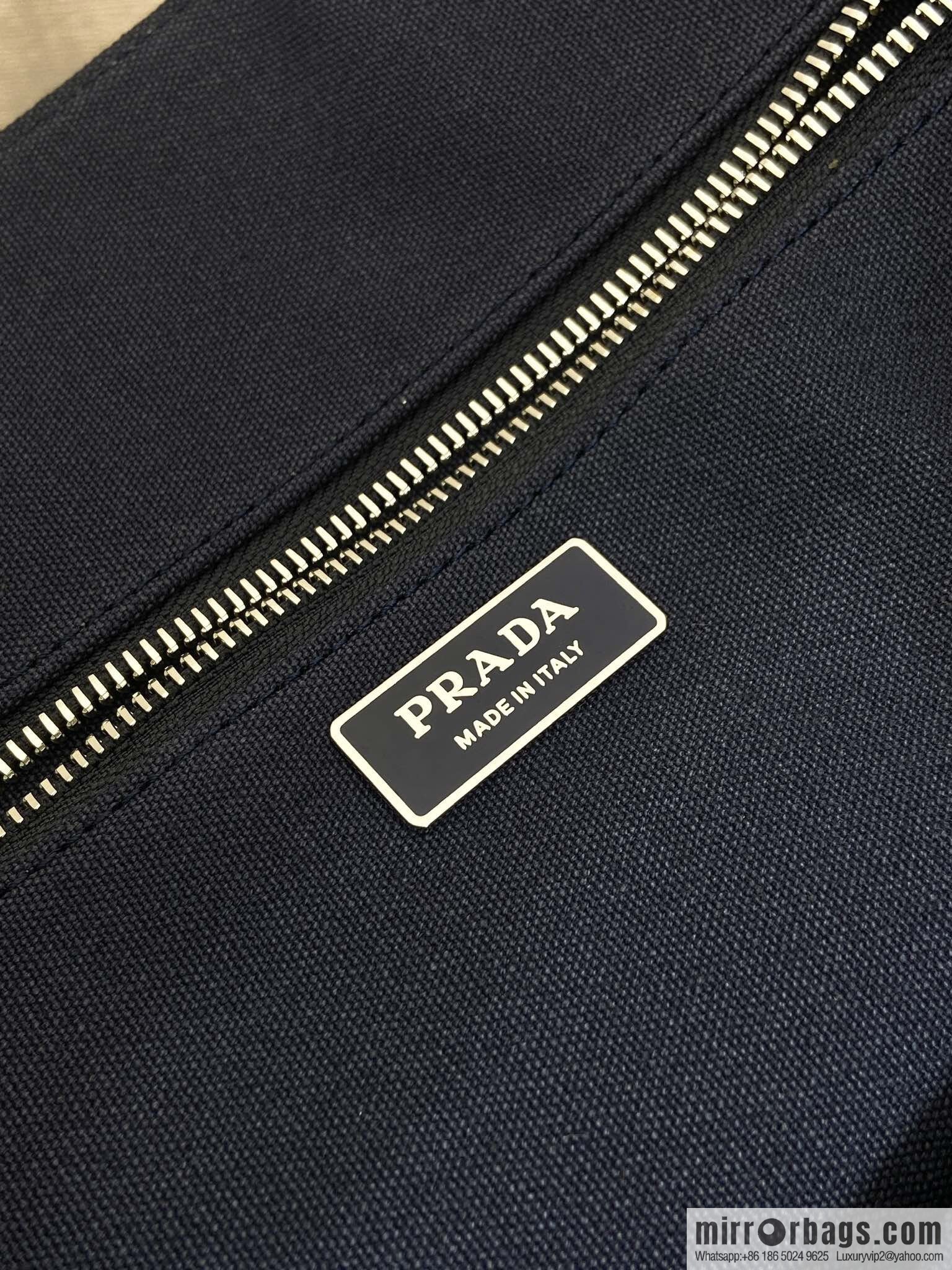 PRADA 🎉 new tote bag 🎉 2VG131 men's 🎉🎉 blue