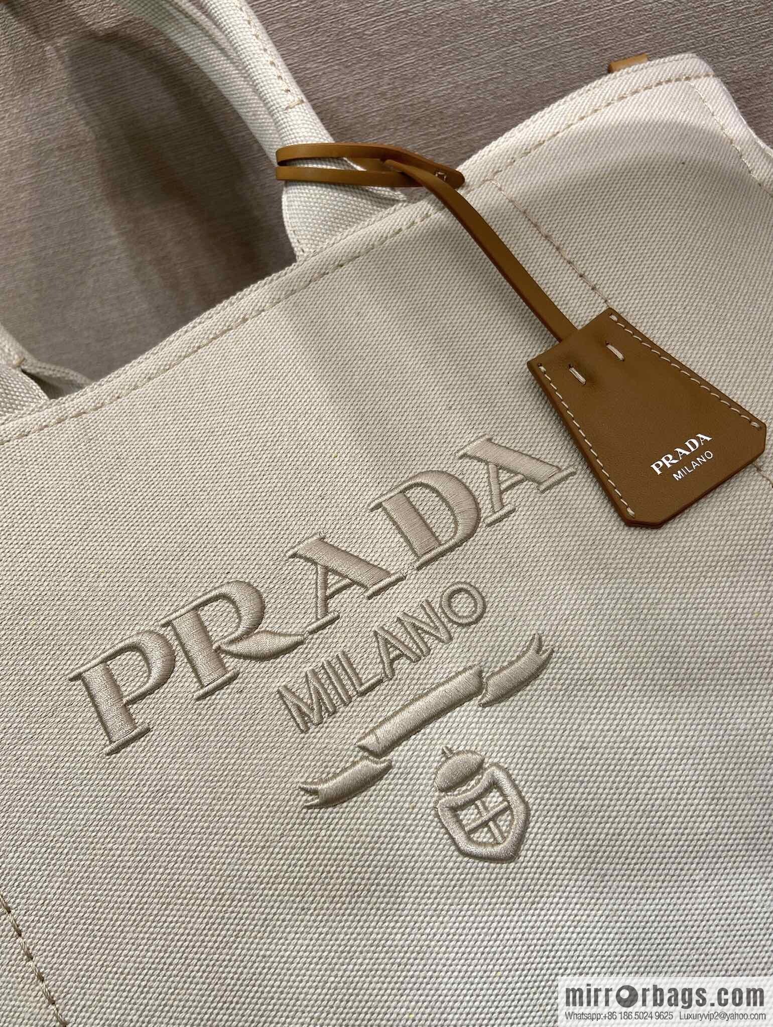 PRADA 🎉 new tote bag 🎉 2VG131 men's 🎉🎉 beige