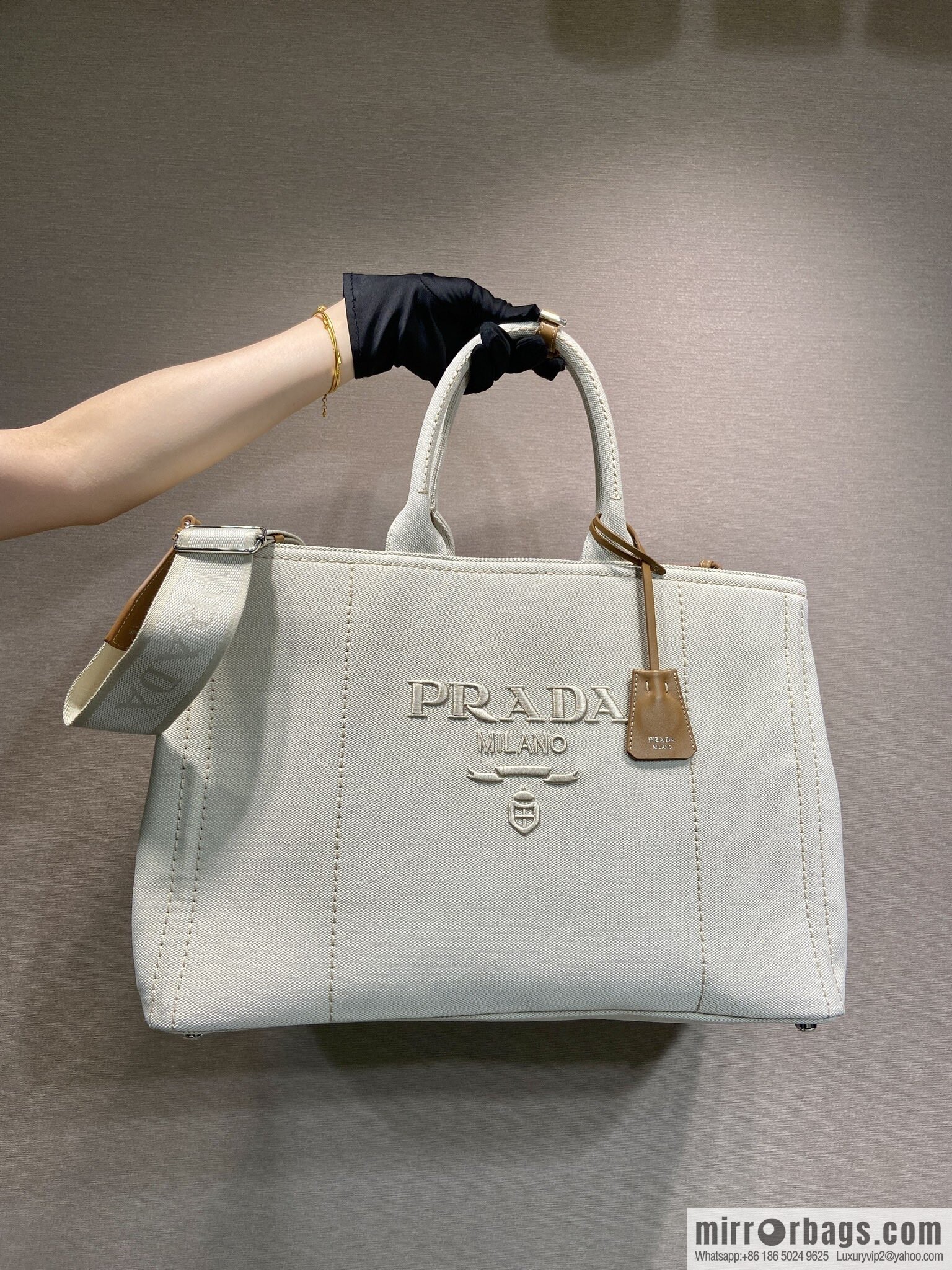 PRADA 🎉 new tote bag 🎉 2VG131 men's 🎉🎉 beige