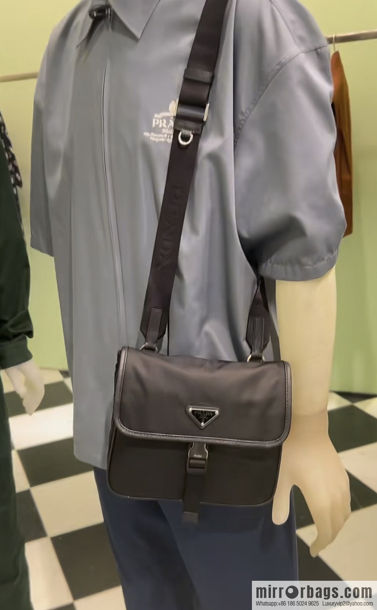 PRADA 🎉 New 🎉 2VD077 shoulder bag🎉🎉