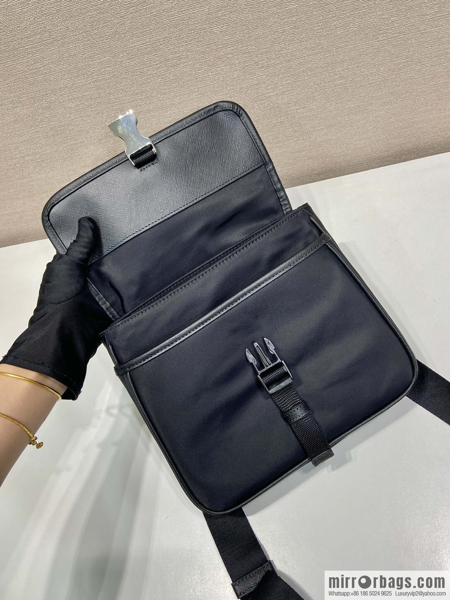 PRADA 🎉 New 🎉 2VD077 shoulder bag🎉🎉