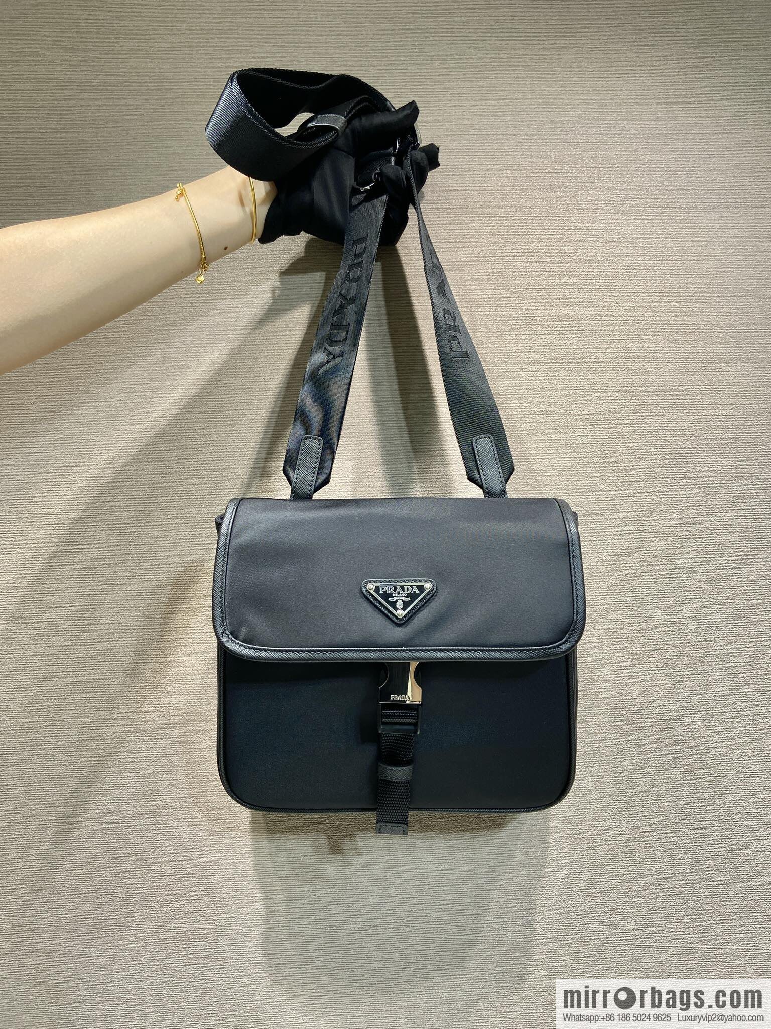 PRADA 🎉 New 🎉 2VD077 shoulder bag🎉🎉
