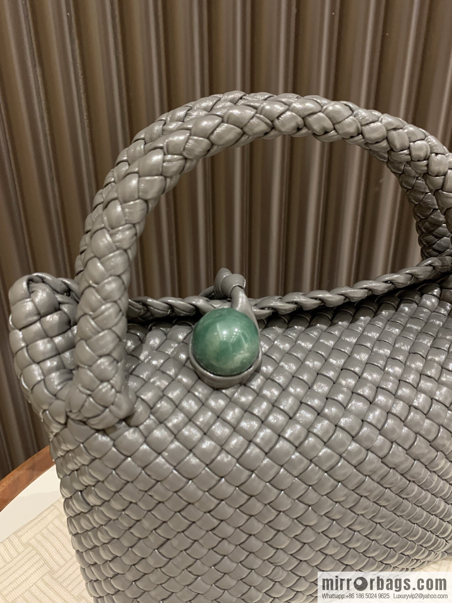 BV S Tosca Messenger Bag 776755 Volcanic Ash ➕ Gold Plaster Green