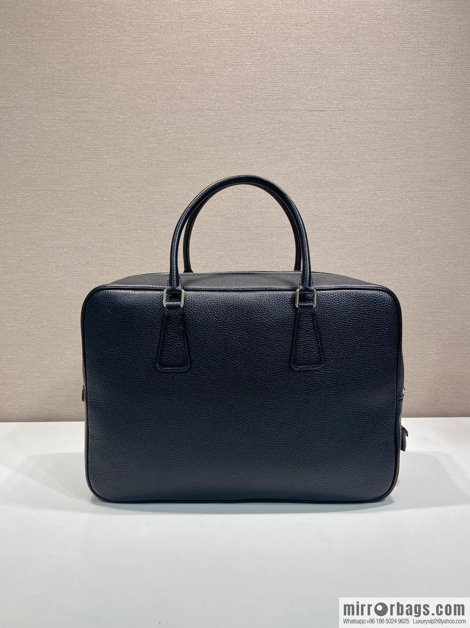 PRADA ๐ new briefcase ๐ 2VE027 with lock ๐๐ black