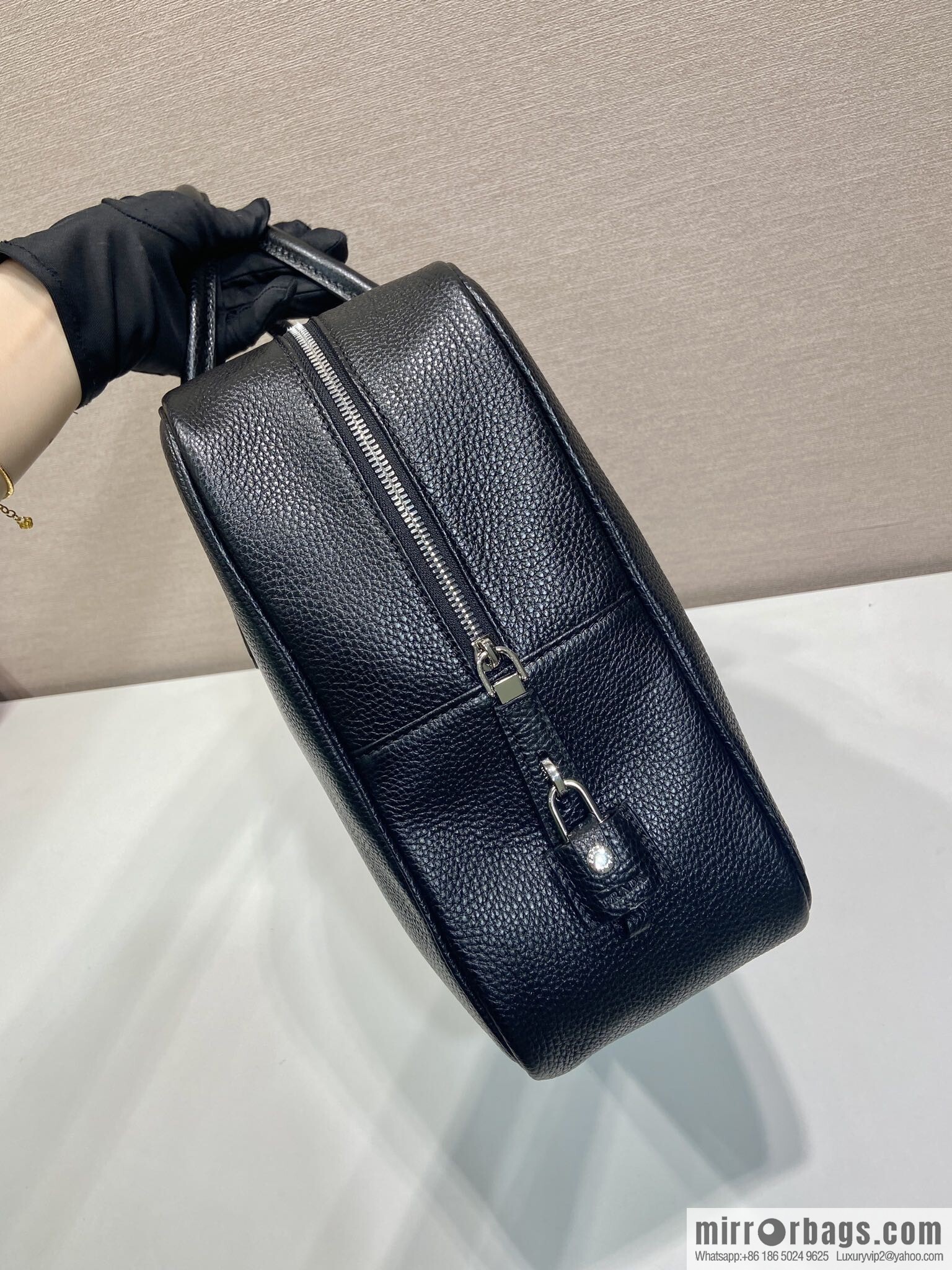 PRADA ๐ new briefcase ๐ 2VE027 with lock ๐๐ black
