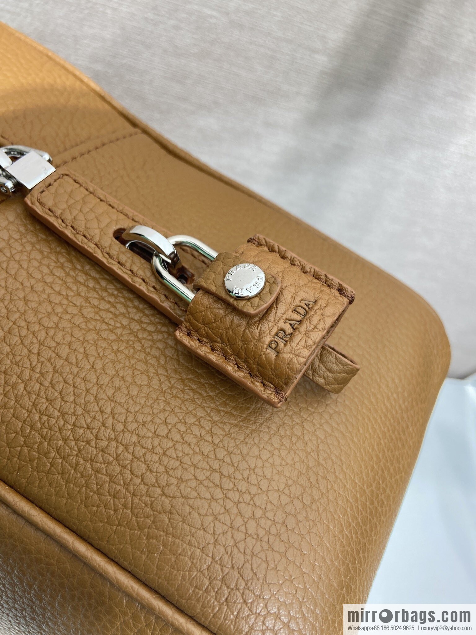 PRADA 🎉 new briefcase 🎉 2VE027 with lock 🎉🎉 caramel color