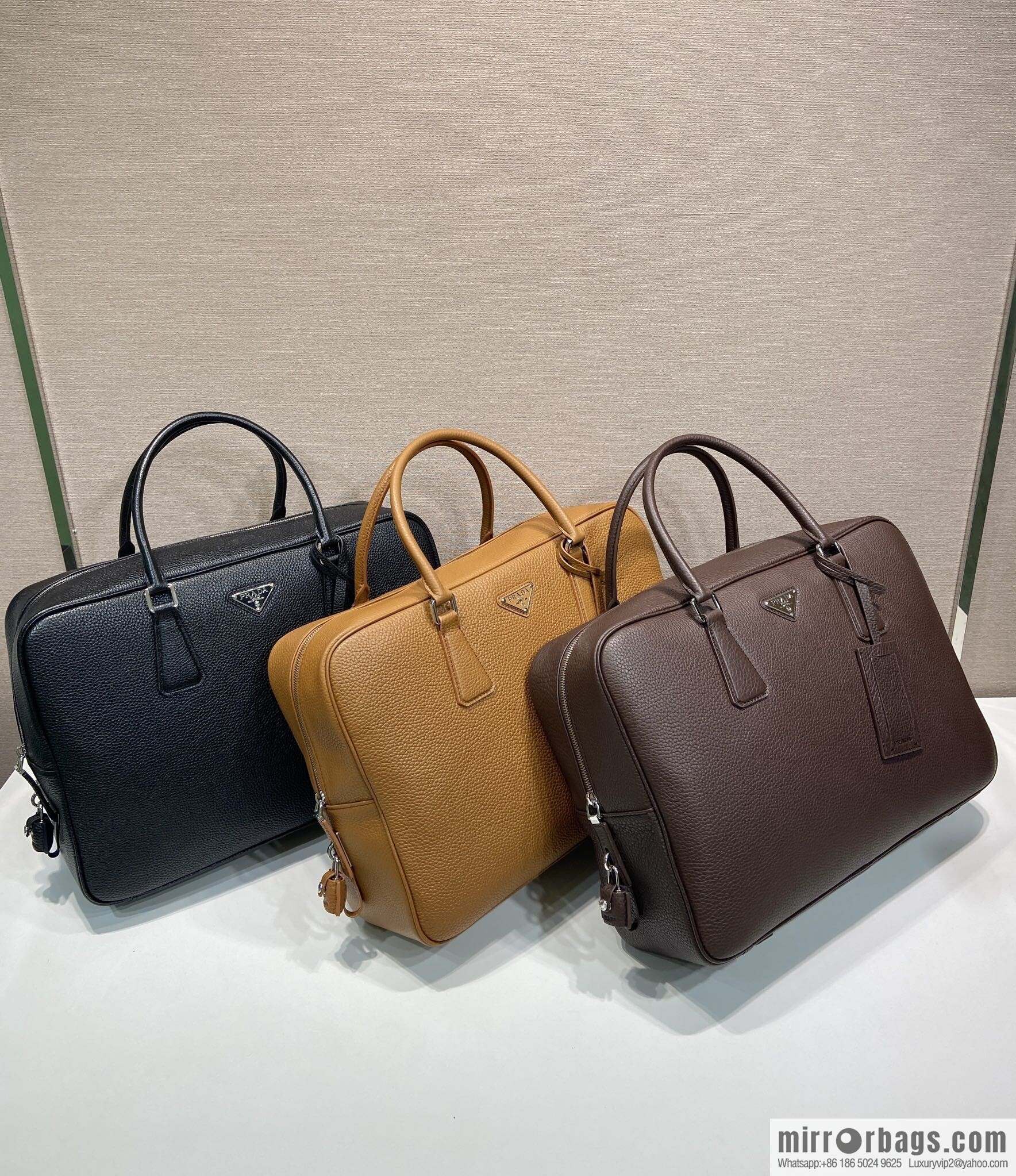 PRADA 🎉 new briefcase 🎉 2VE027 with lock 🎉🎉 coffee color