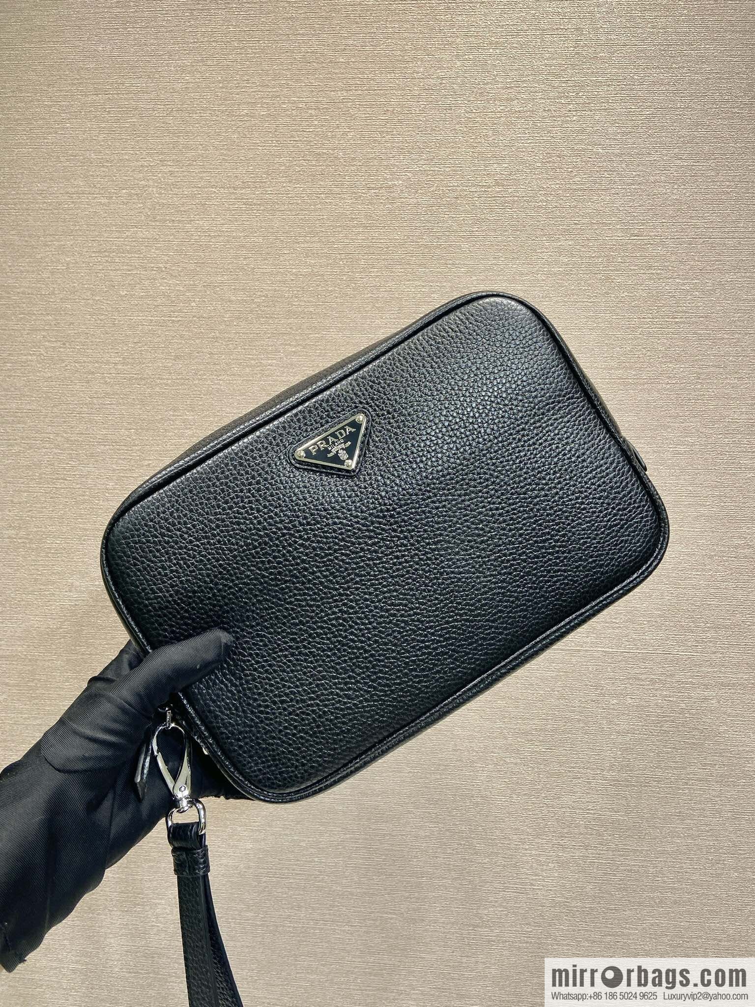 PRADA 🎉 new handbag 🎉 2VF017 🎉🎉 black