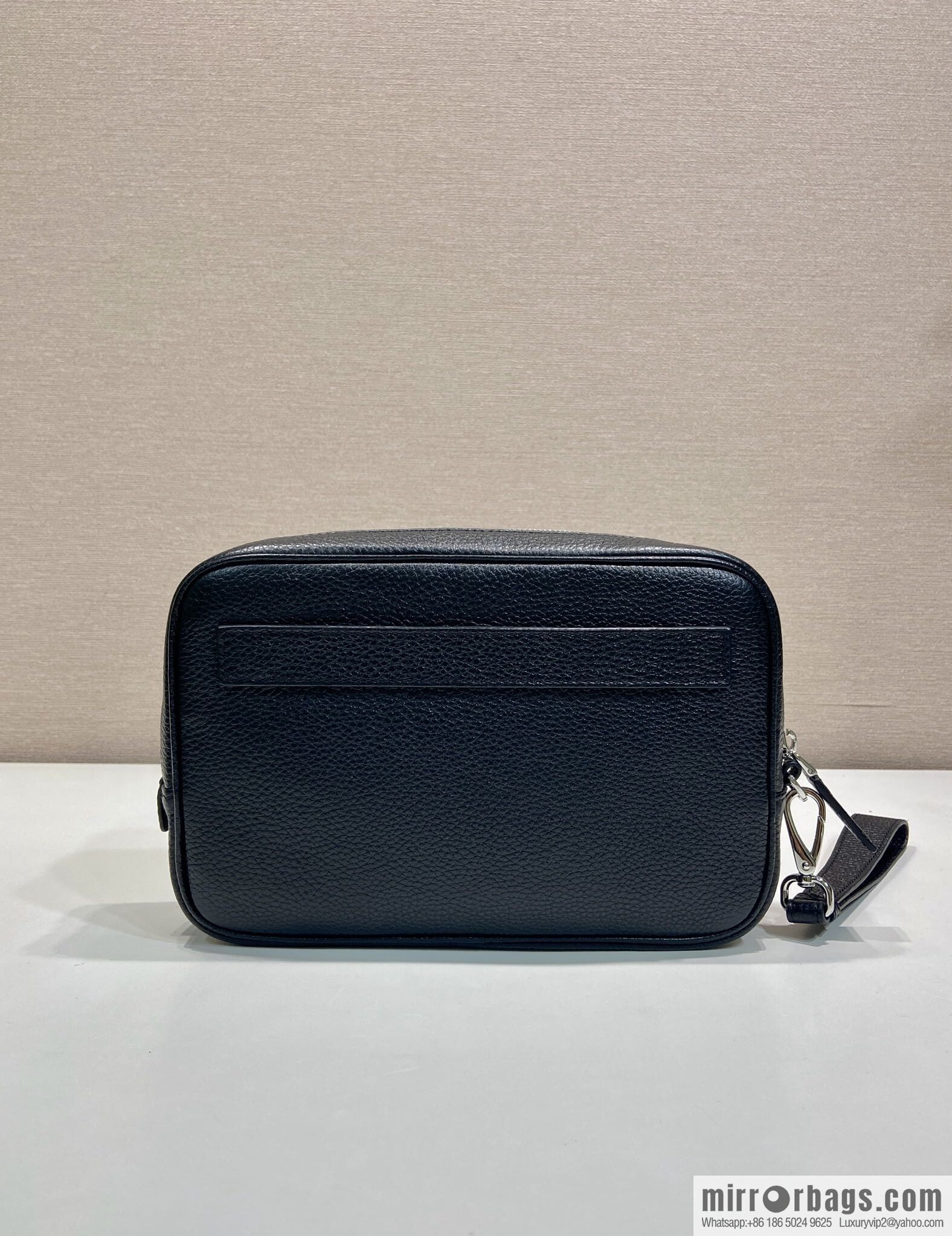 PRADA 🎉 new handbag 🎉 2VF017 🎉🎉 black