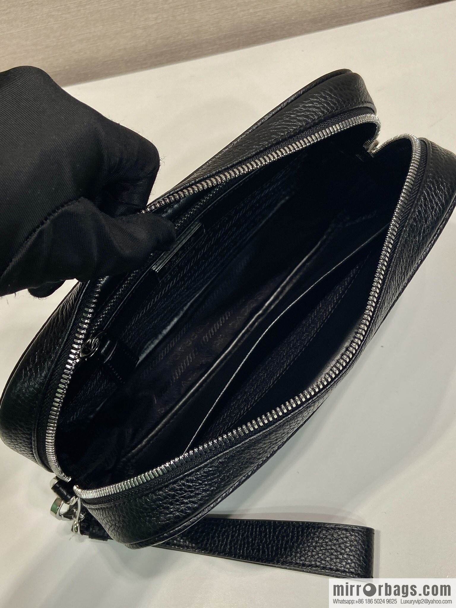 PRADA 🎉 new handbag 🎉 2VF017 🎉🎉 black