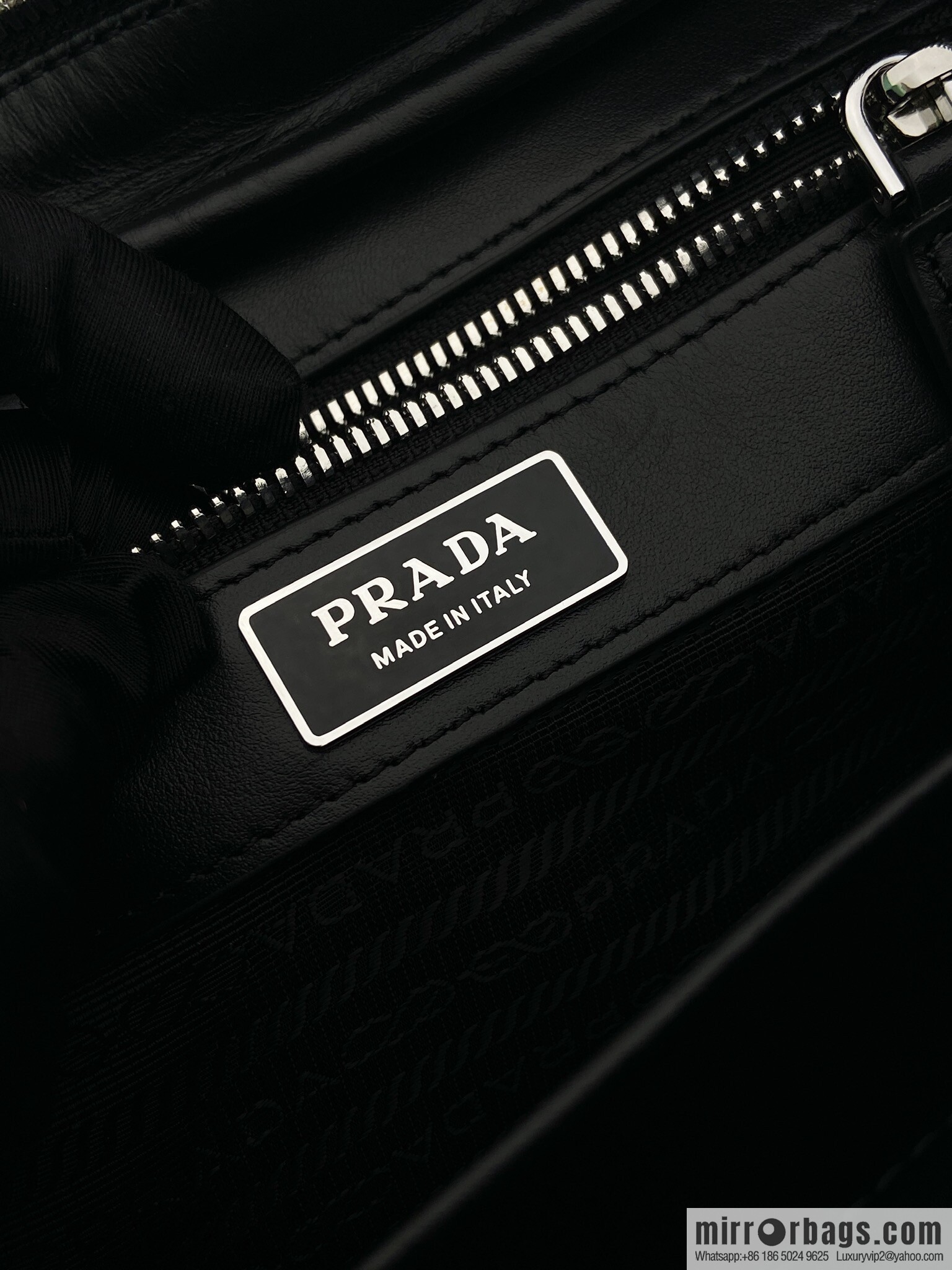 PRADA 🎉 new handbag 🎉 2VF017 🎉🎉 black