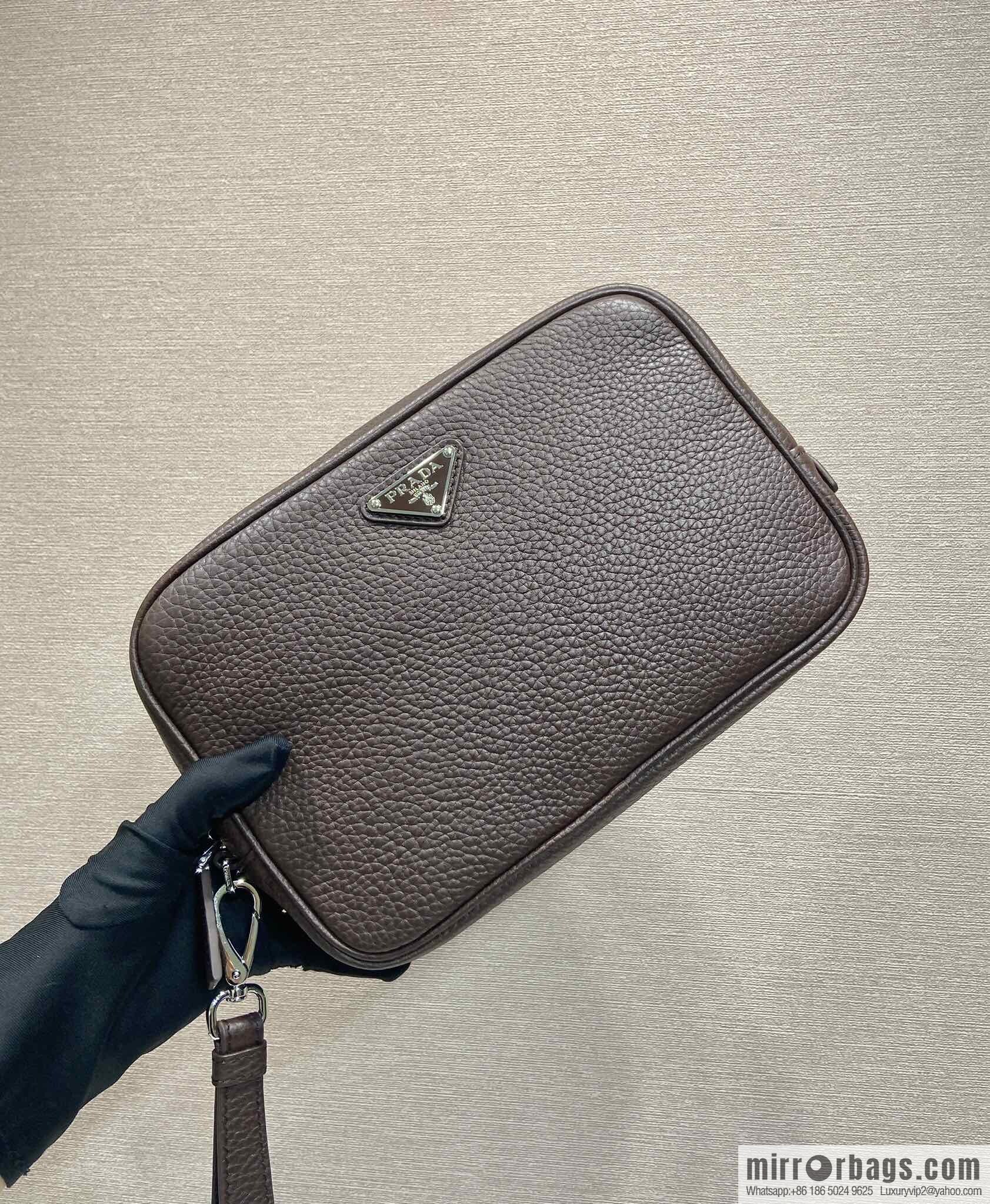 PRADA 🎉 new handbag 🎉 2VF017 🎉🎉 coffee color