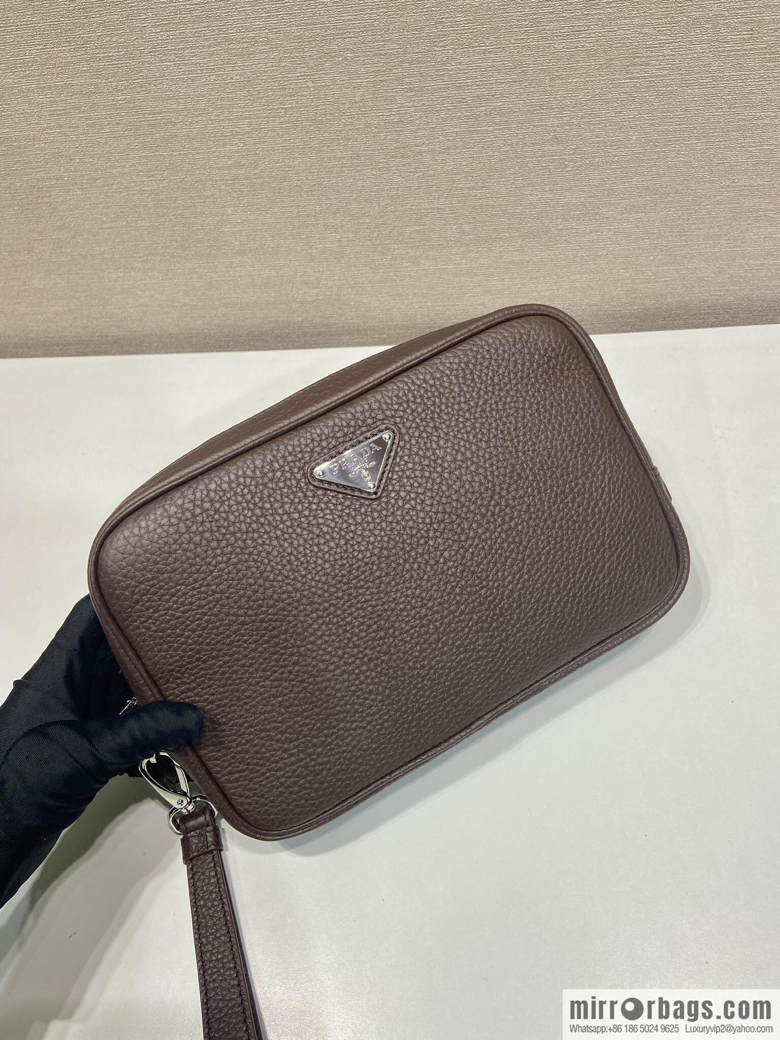 PRADA 🎉 new handbag 🎉 2VF017 🎉🎉 coffee color