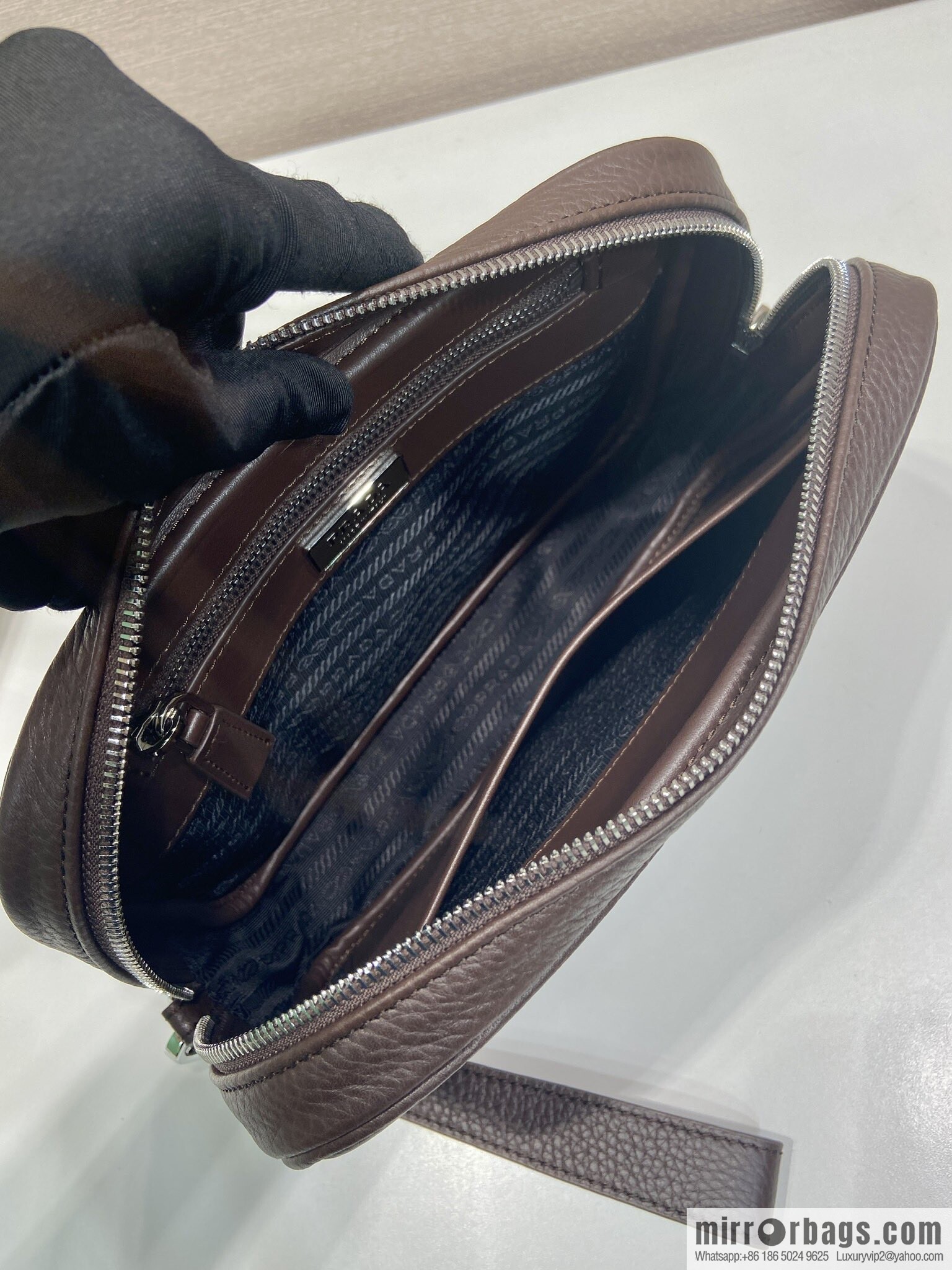 PRADA 🎉 new handbag 🎉 2VF017 🎉🎉 coffee color