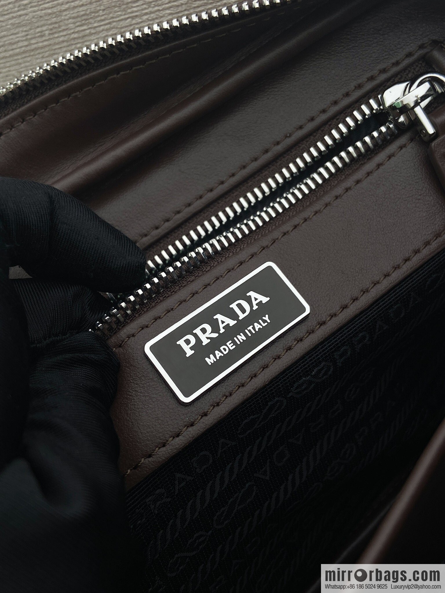 PRADA 🎉 new handbag 🎉 2VF017 🎉🎉 coffee color