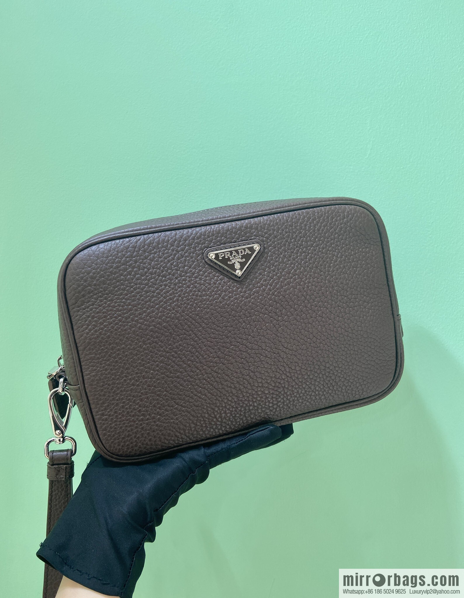 PRADA 🎉 new handbag 🎉 2VF017 🎉🎉 coffee color