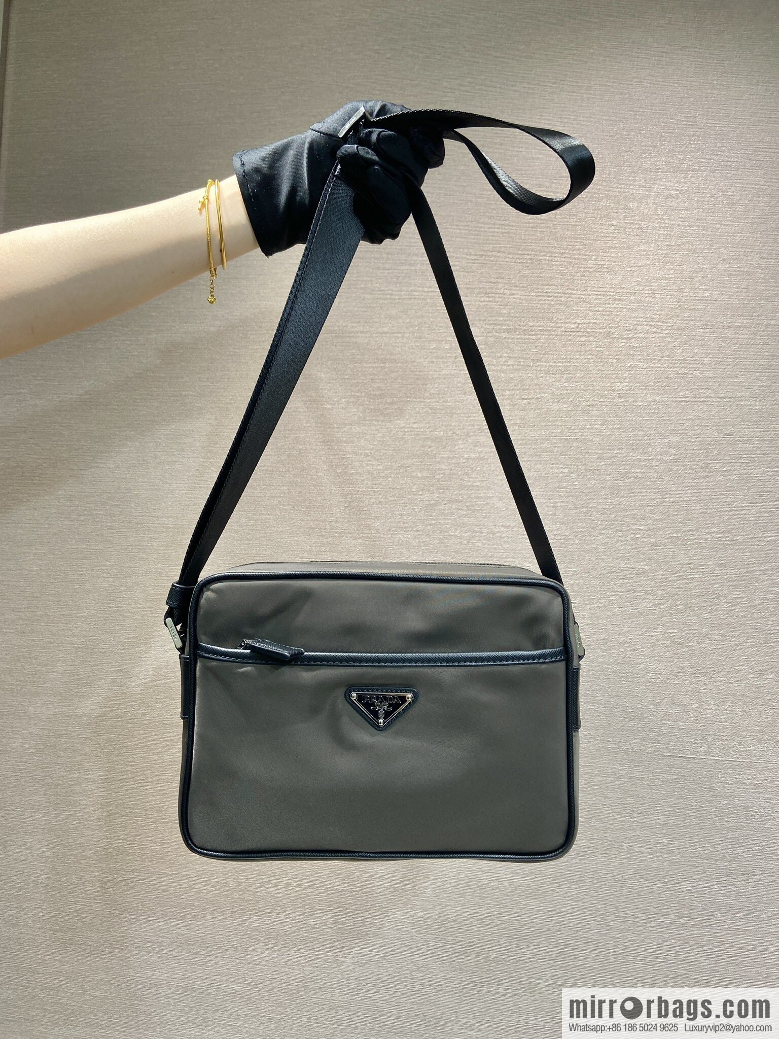 PRADA 🎉 classic new 🎉 2VH048 arrival new color 🎉🎉 gray