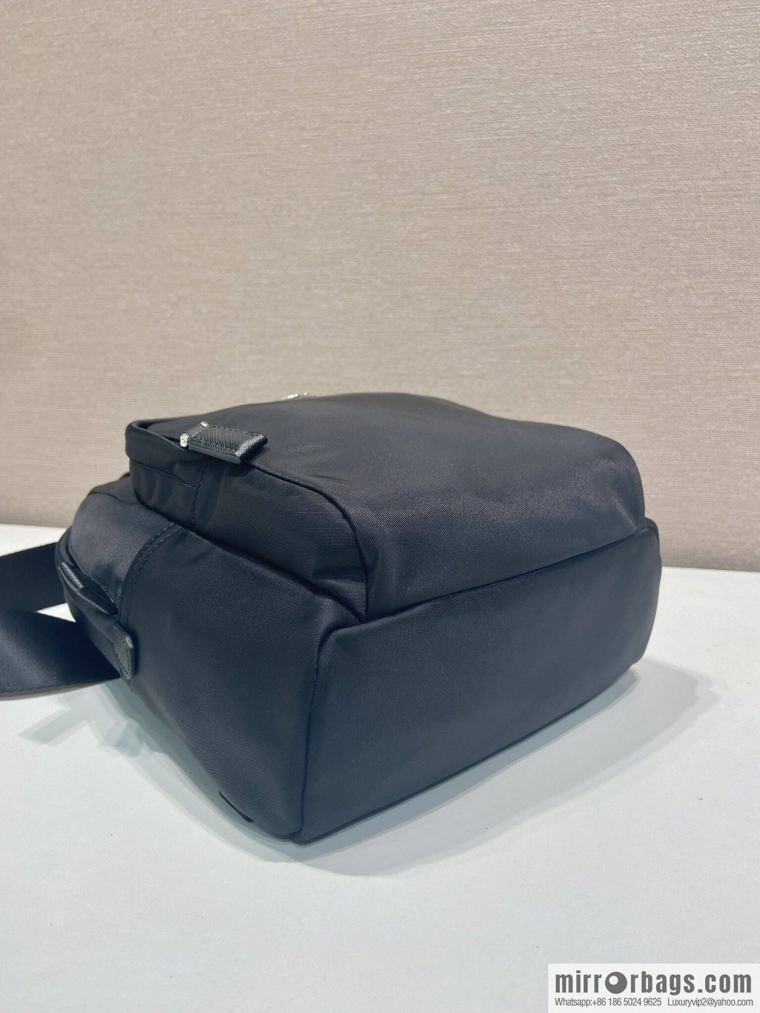 PRADA 🎉 new breast bag 🎉🎉 2VZ116 🎉🎉 black