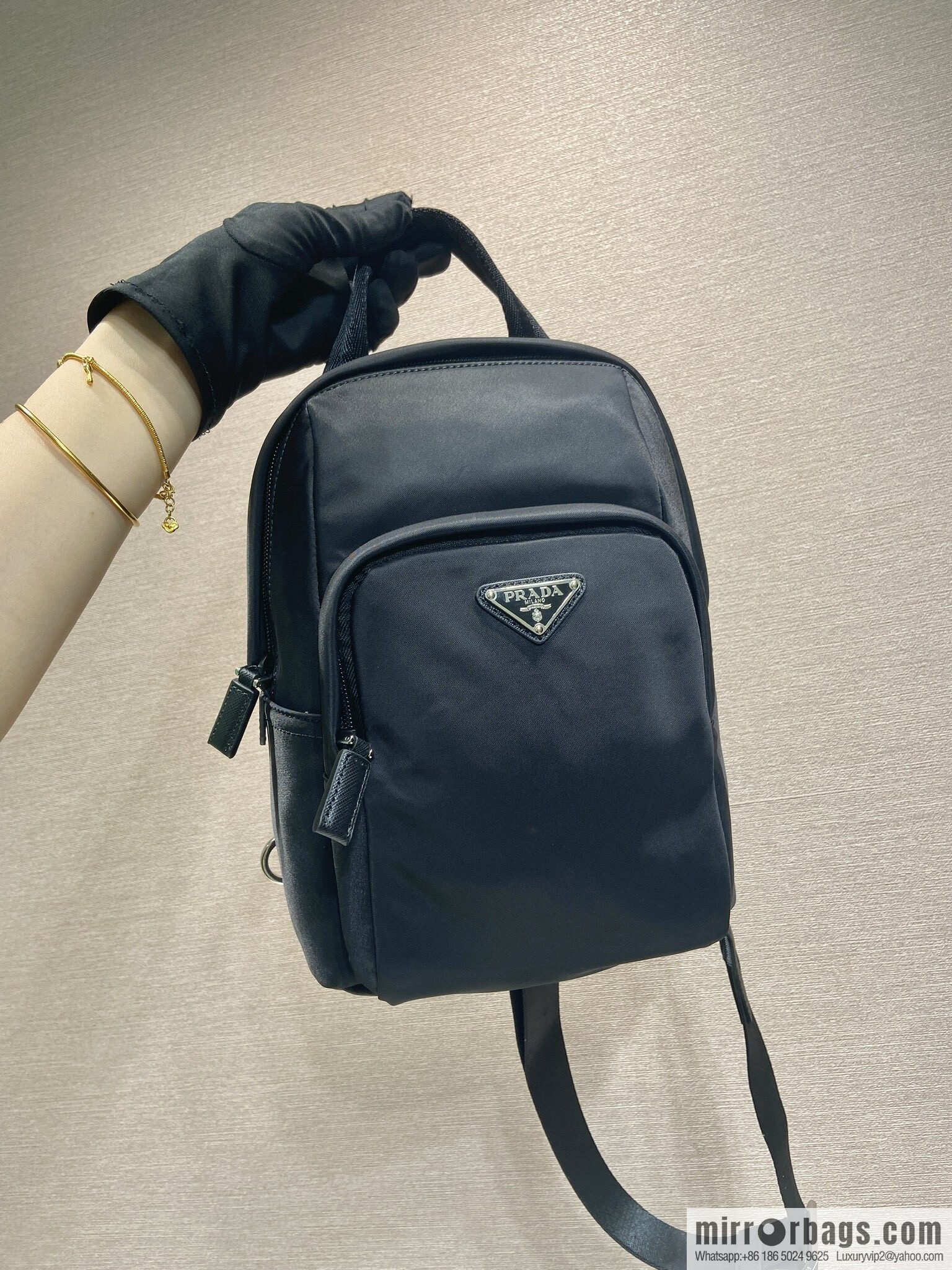 PRADA 🎉 new breast bag 🎉🎉 2VZ116 🎉🎉 black