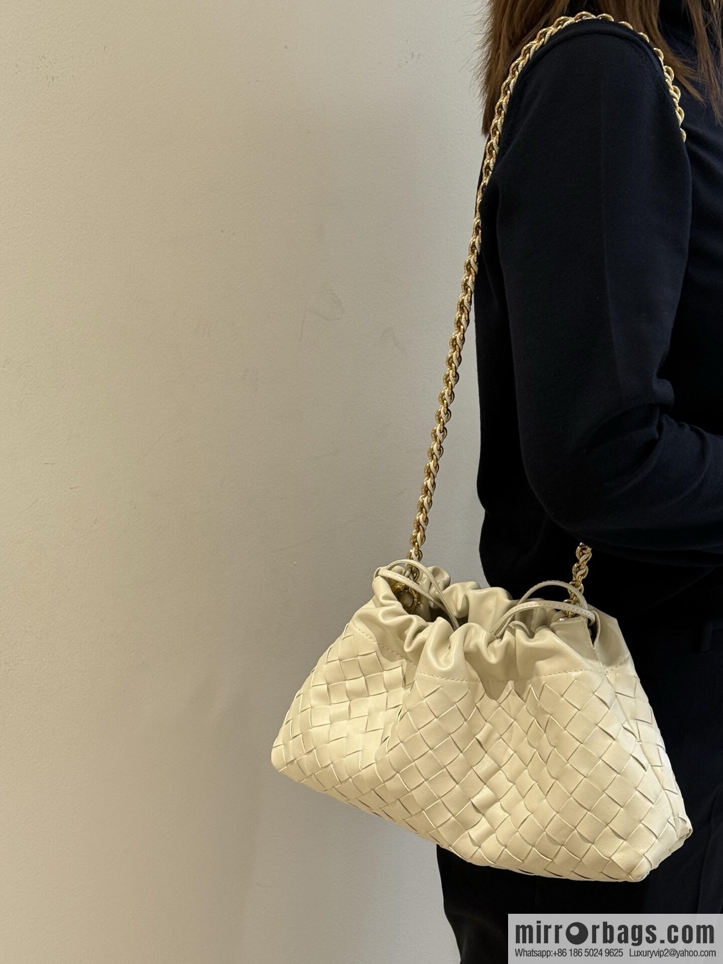 BV Dustbag Notte Clutch 839394 Sea Salt White