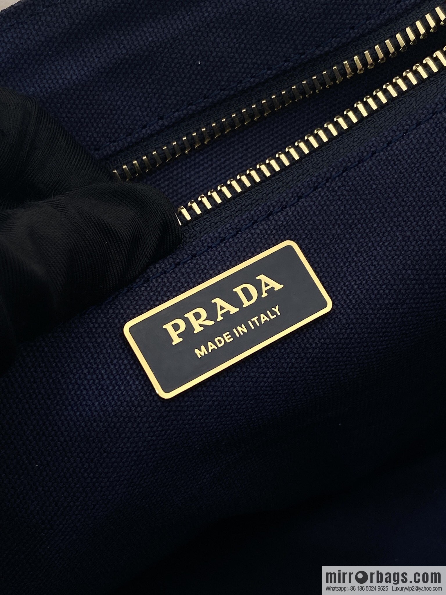 PRADA 🎉 new handbag 🎉 1BG464S 🎉🎉 blue