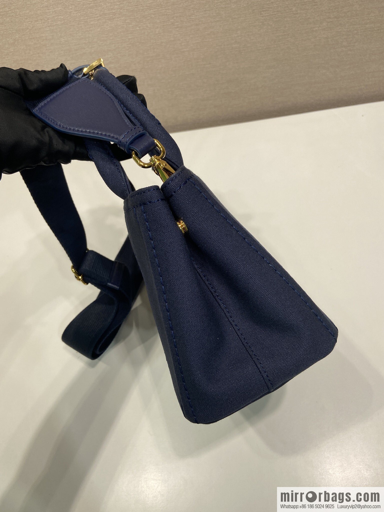 PRADA 🎉 new handbag 🎉 1BA038 mini 🎉🎉 blue