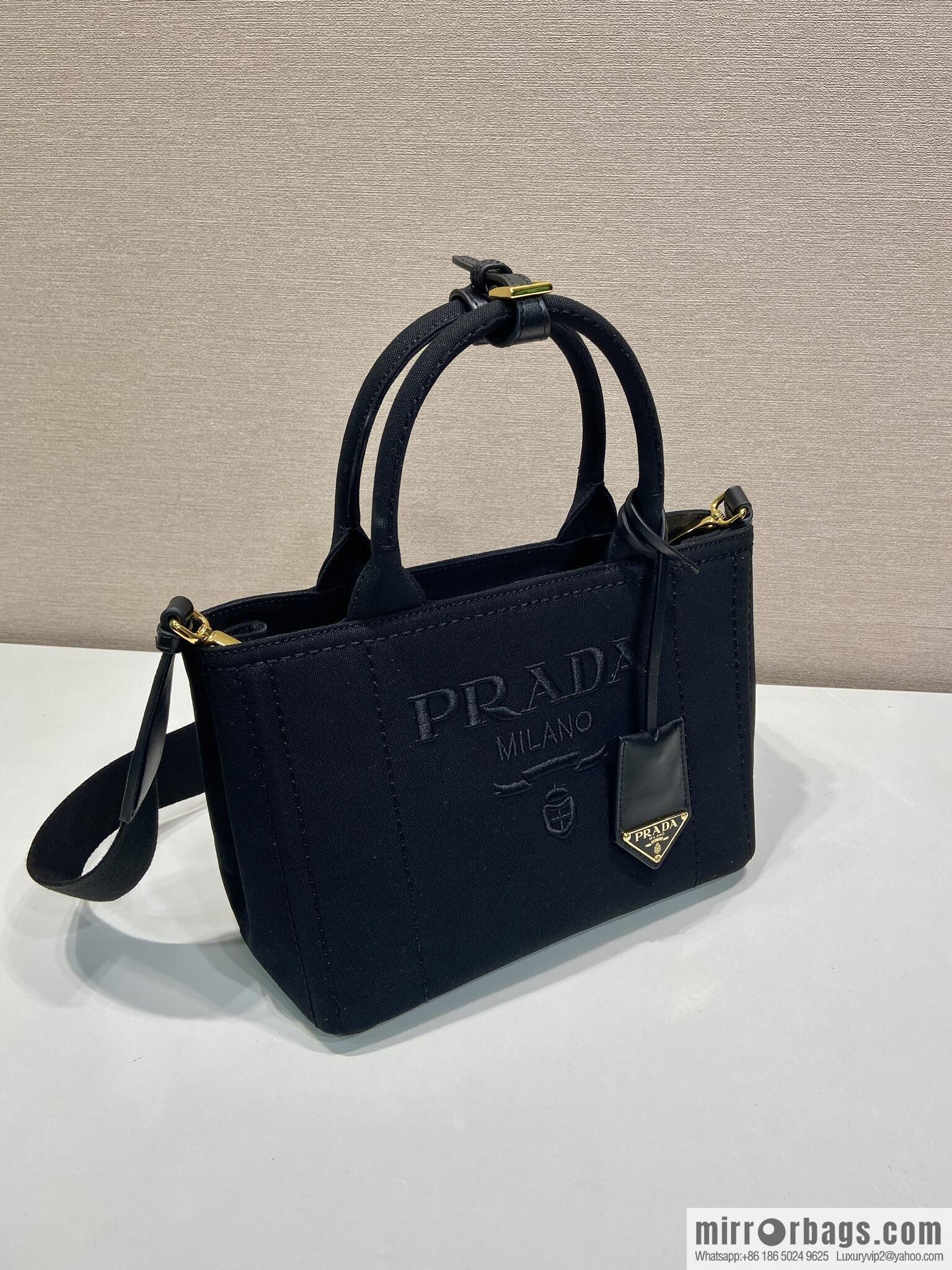 PRADA 🎉 new handbag 🎉 1BG464S 🎉🎉 black