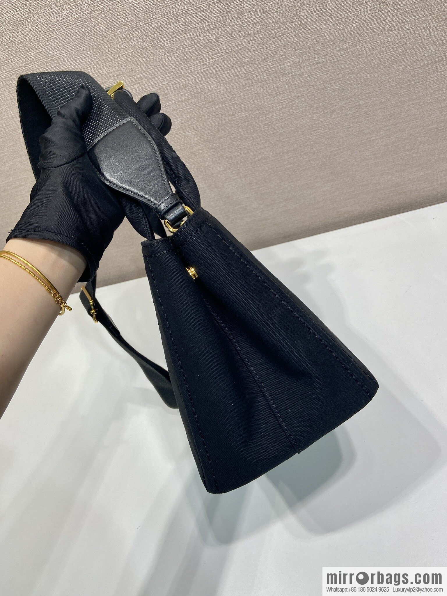 PRADA 🎉 new handbag 🎉 1BG464S 🎉🎉 black
