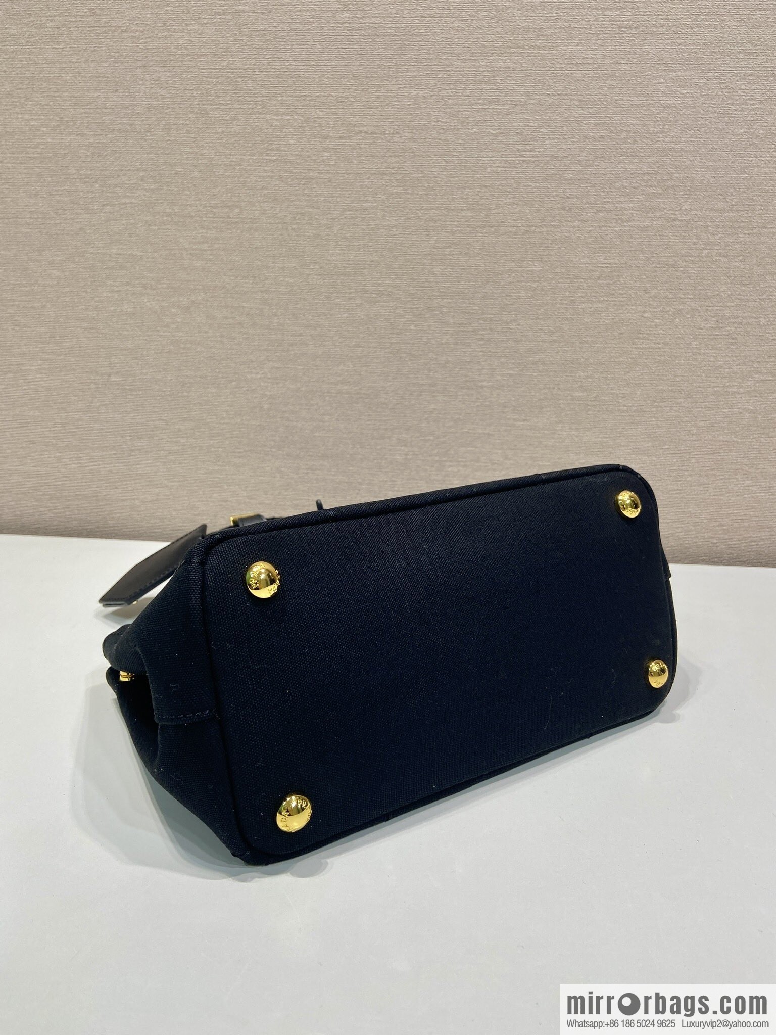 PRADA 🎉 new handbag 🎉 1BA038 mini 🎉🎉 black