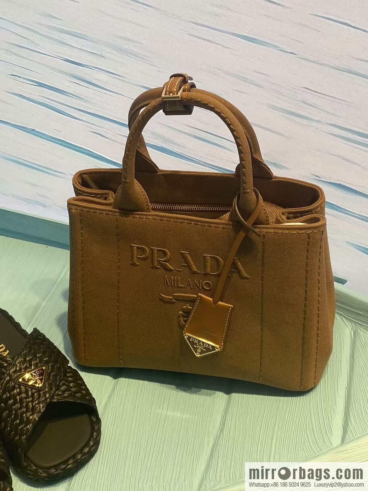 PRADA 🎉 new handbag 🎉 1BA038 mini 🎉🎉 caramel color