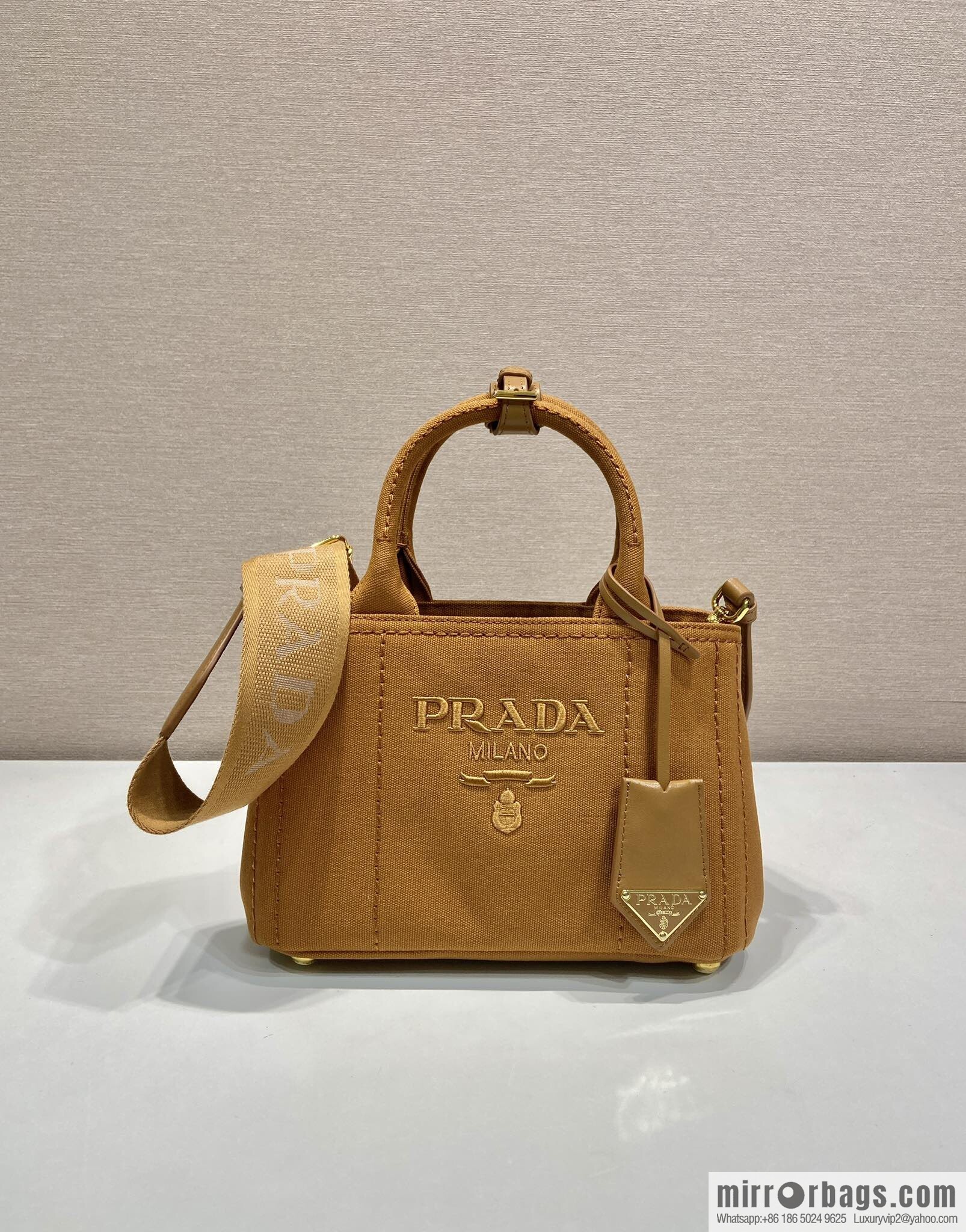PRADA 🎉 new handbag 🎉 1BA038 mini 🎉🎉 caramel color