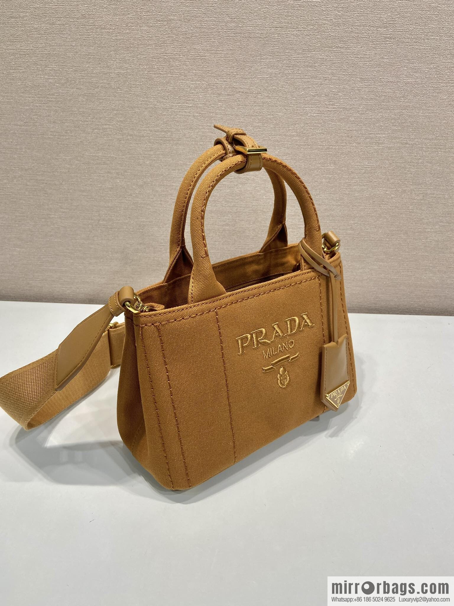 PRADA 🎉 new handbag 🎉 1BA038 mini 🎉🎉 caramel color