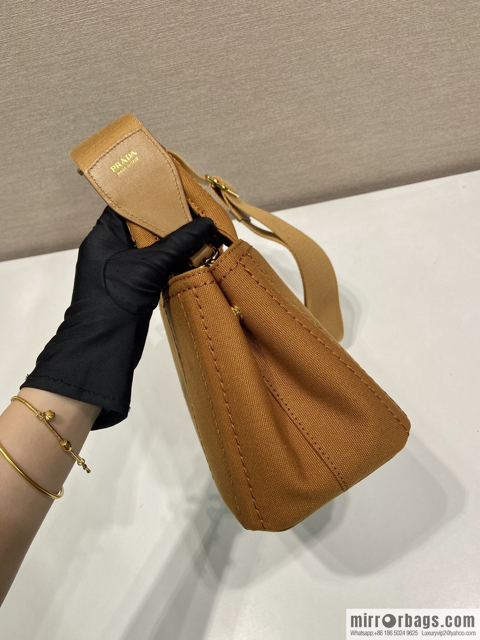 PRADA 🎉 new handbag 🎉 1BA038 mini 🎉🎉 caramel color