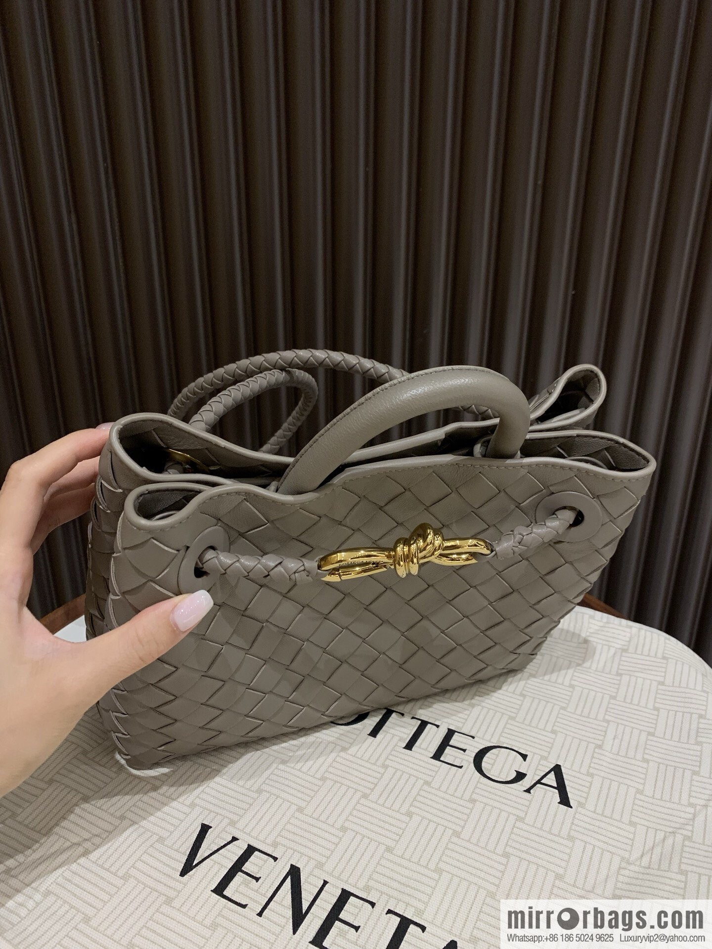 BV small Andiamond tote bag 766014 Stone grey
