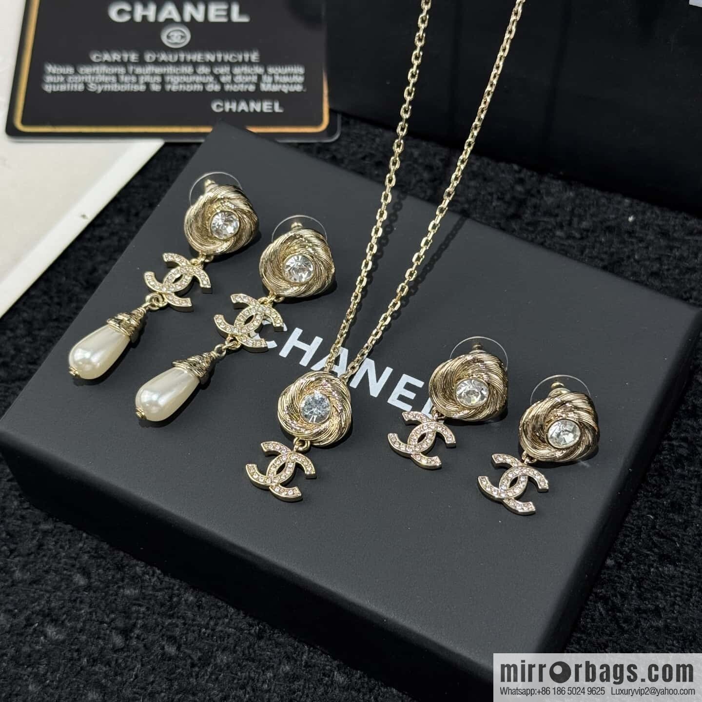 ❗️New ❗️☀️ New ☑️ Chanel gold full diamond double c necklace ☀️