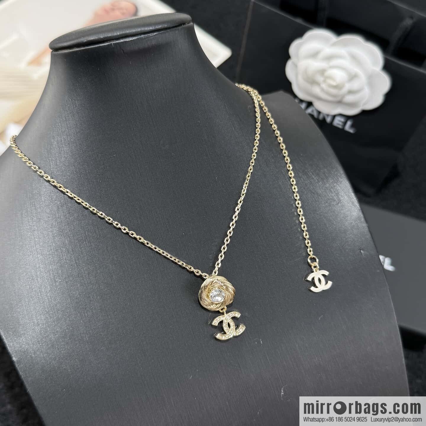 ❗️New ❗️☀️ New ☑️ Chanel gold full diamond double c necklace ☀️